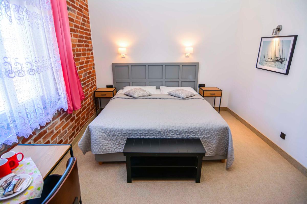 Double or Twin Room - Photo 3