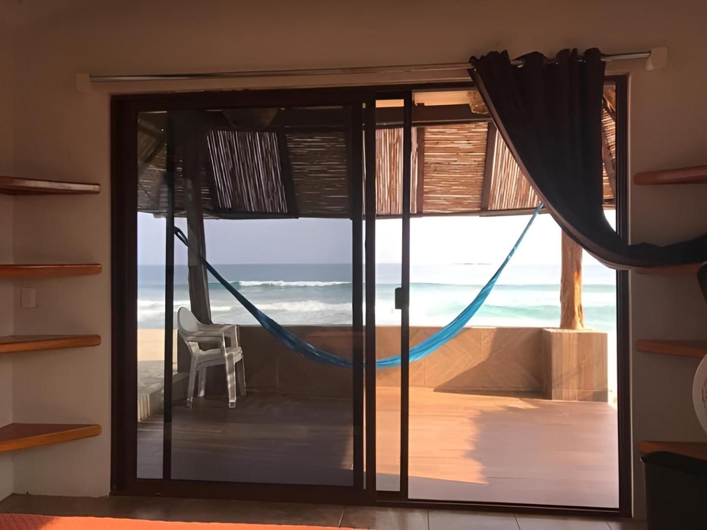 Deluxe Double or Twin Room with Sea View - Photo 10