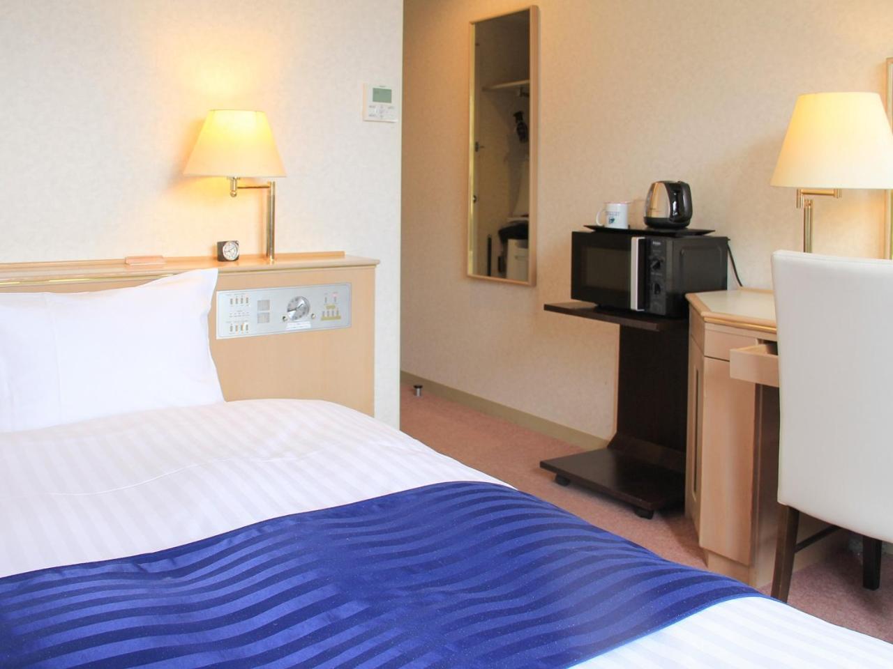 Double Room with Small Double Bed - Non-Smoking - Photo 2