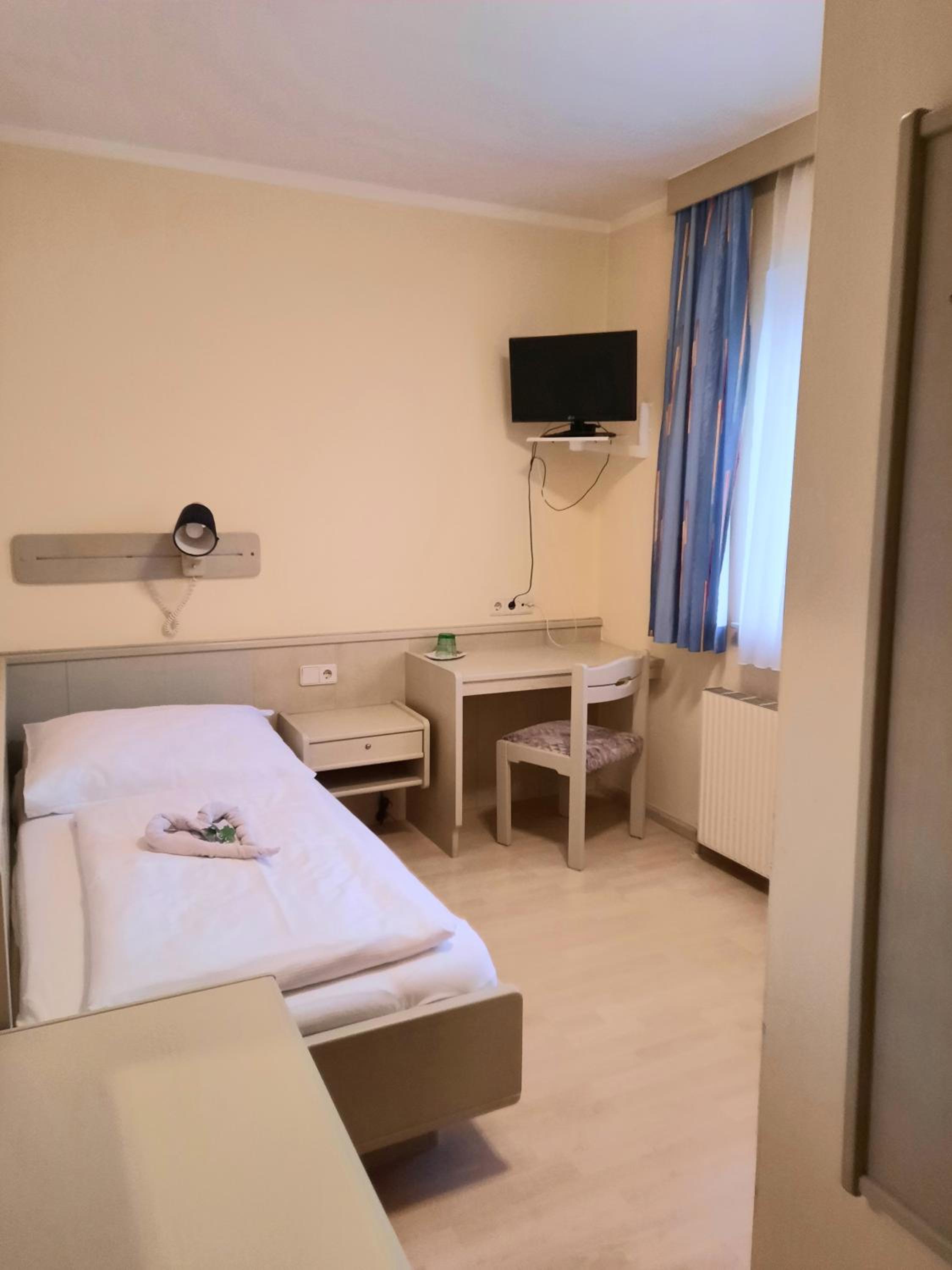 Single Room photo 1