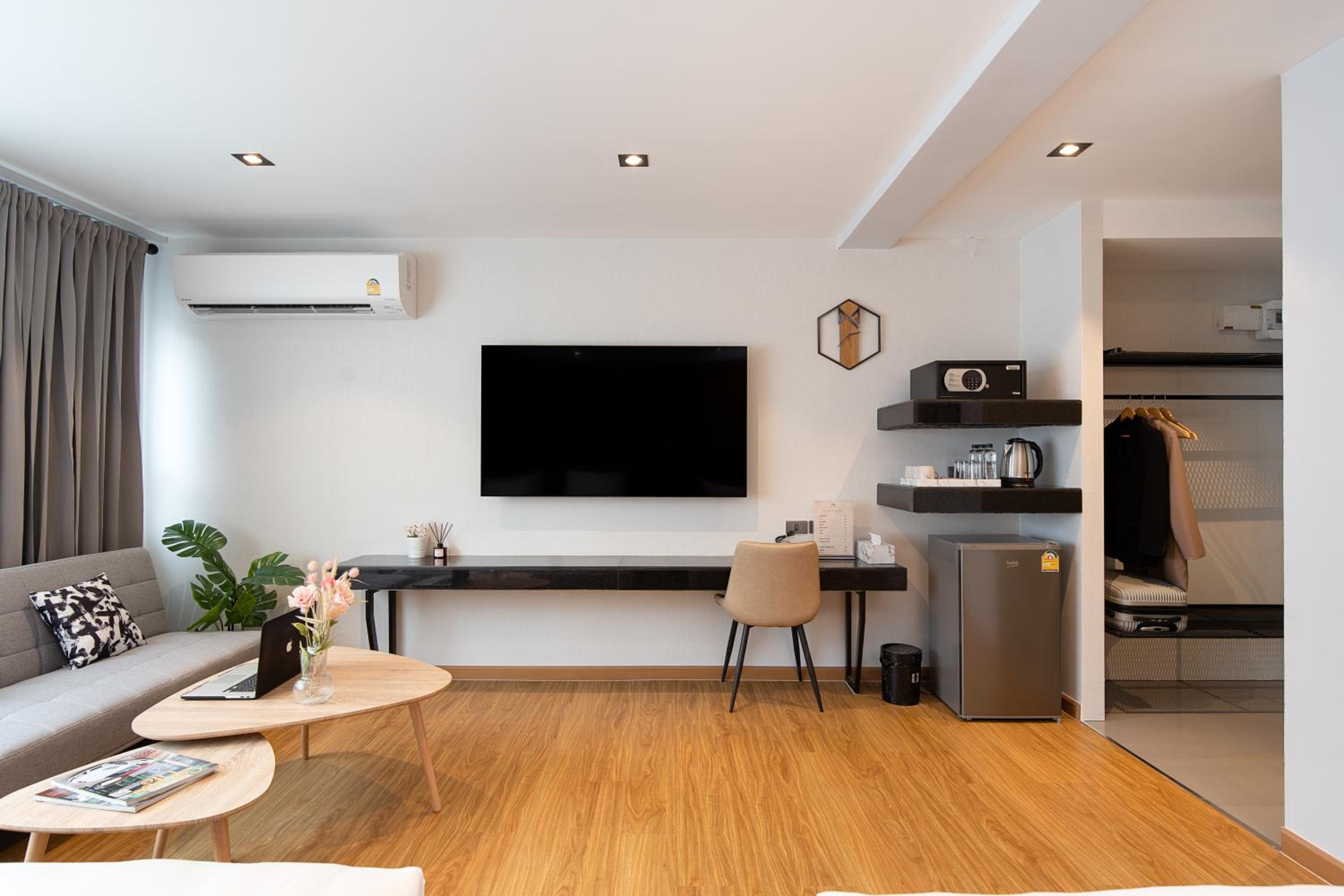 Triple Room - Photo 16
