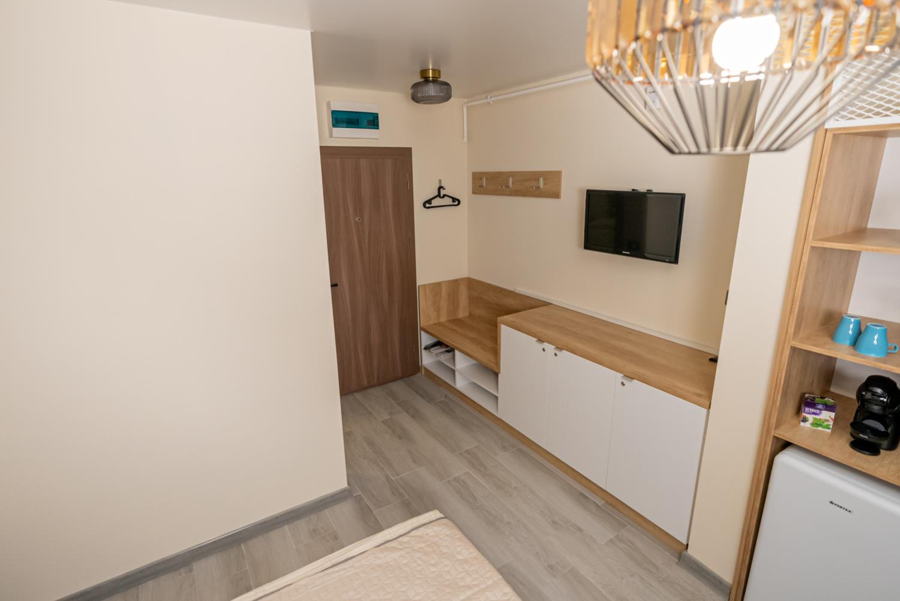 Studio - Photo 3