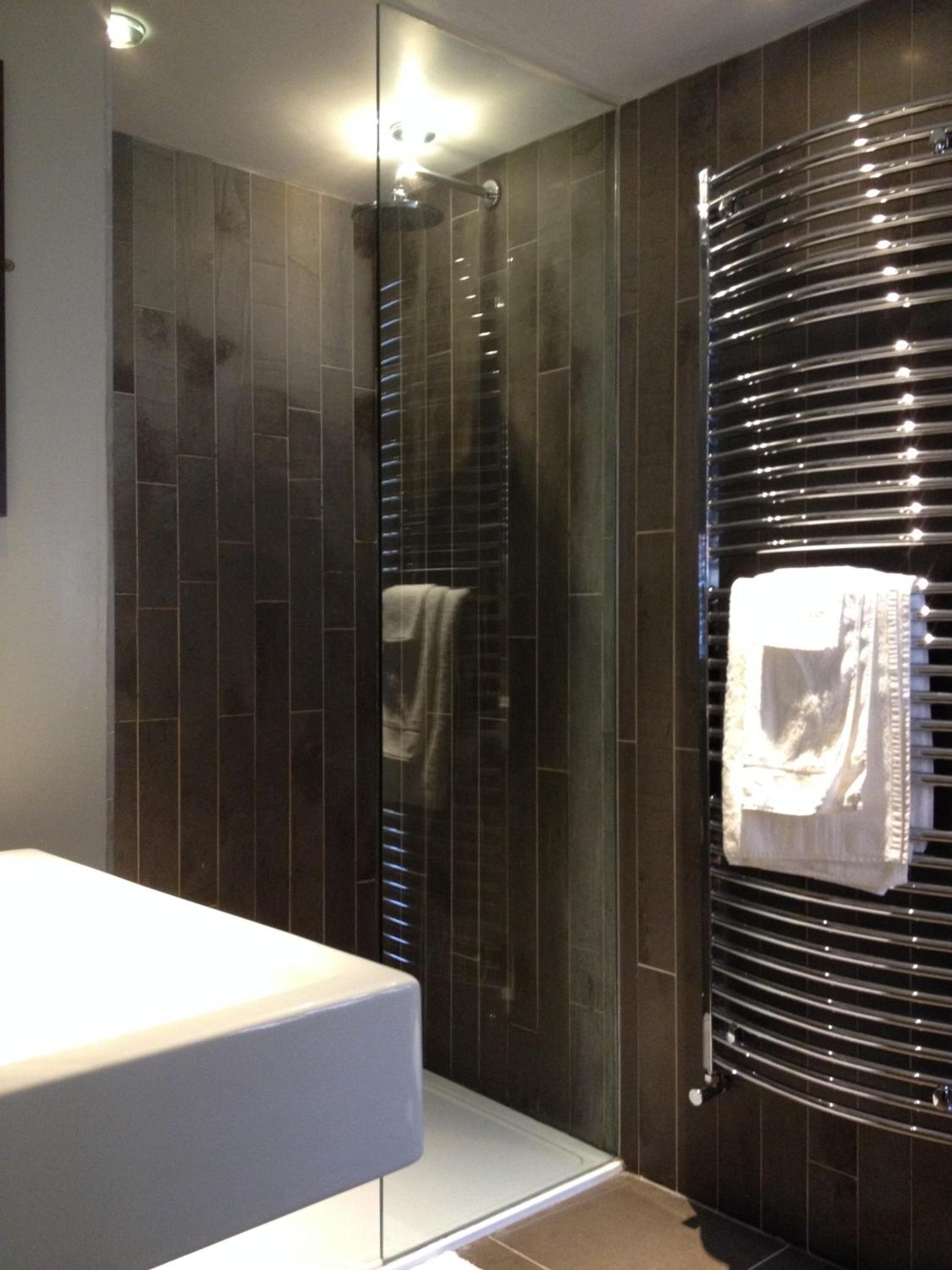 Deluxe King Room - Photo 5