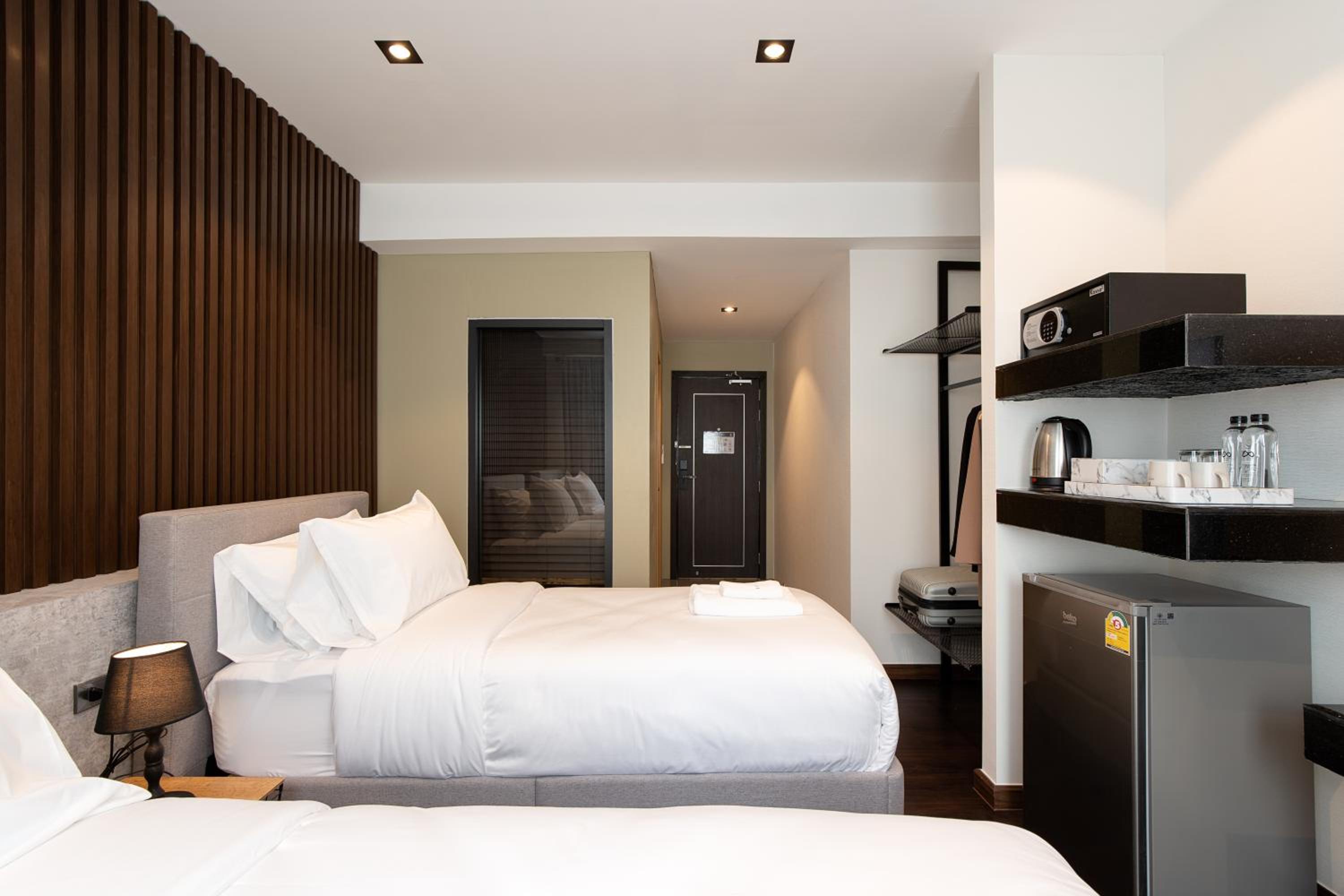 Twin Room - Photo 7