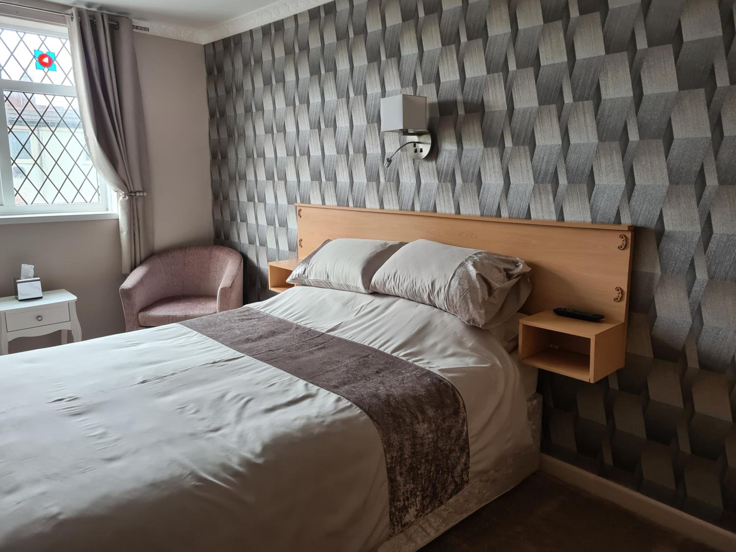 Double Room with Private External Bathroom