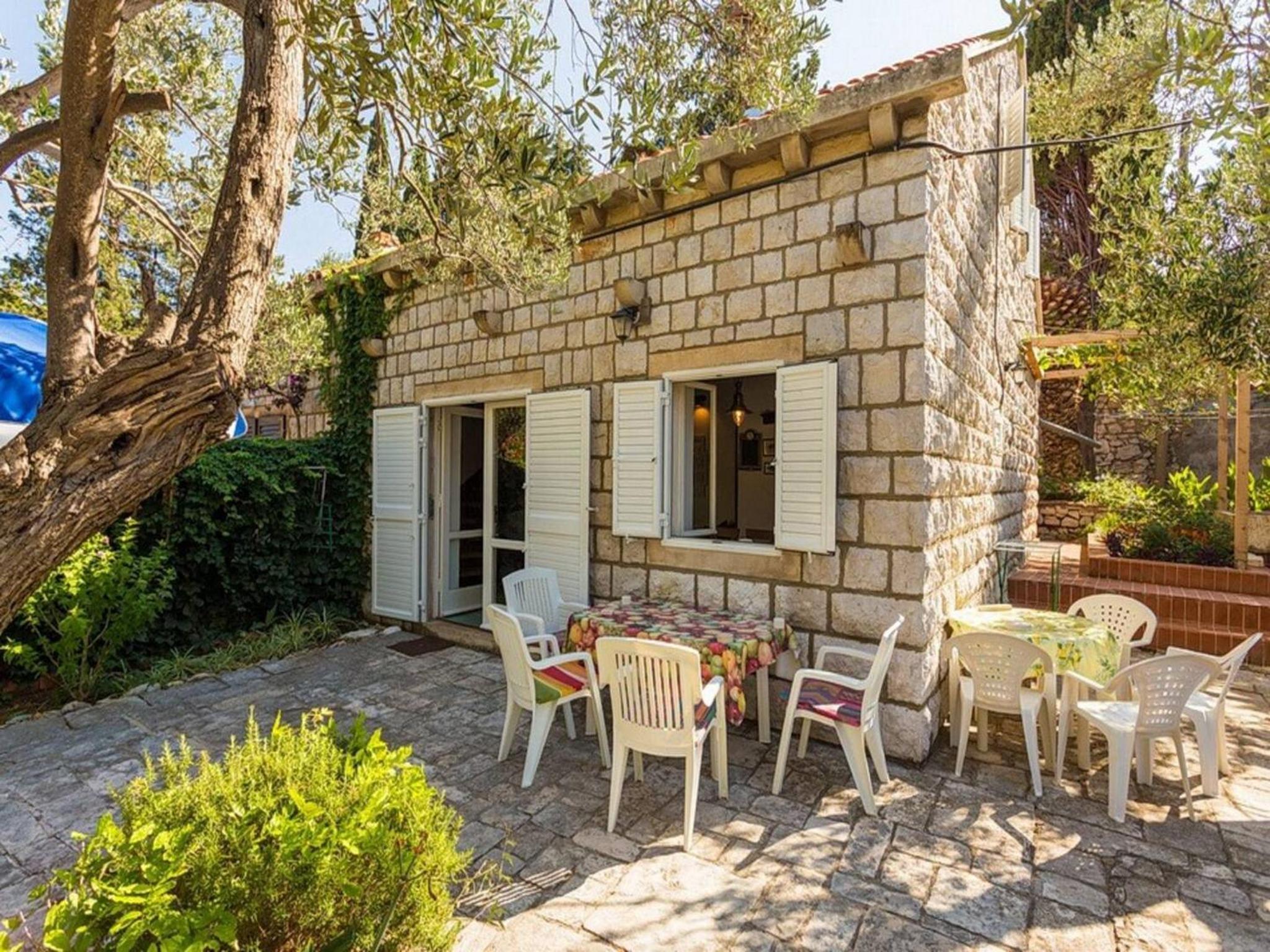 Three Bedroom holiday home  photo 2
