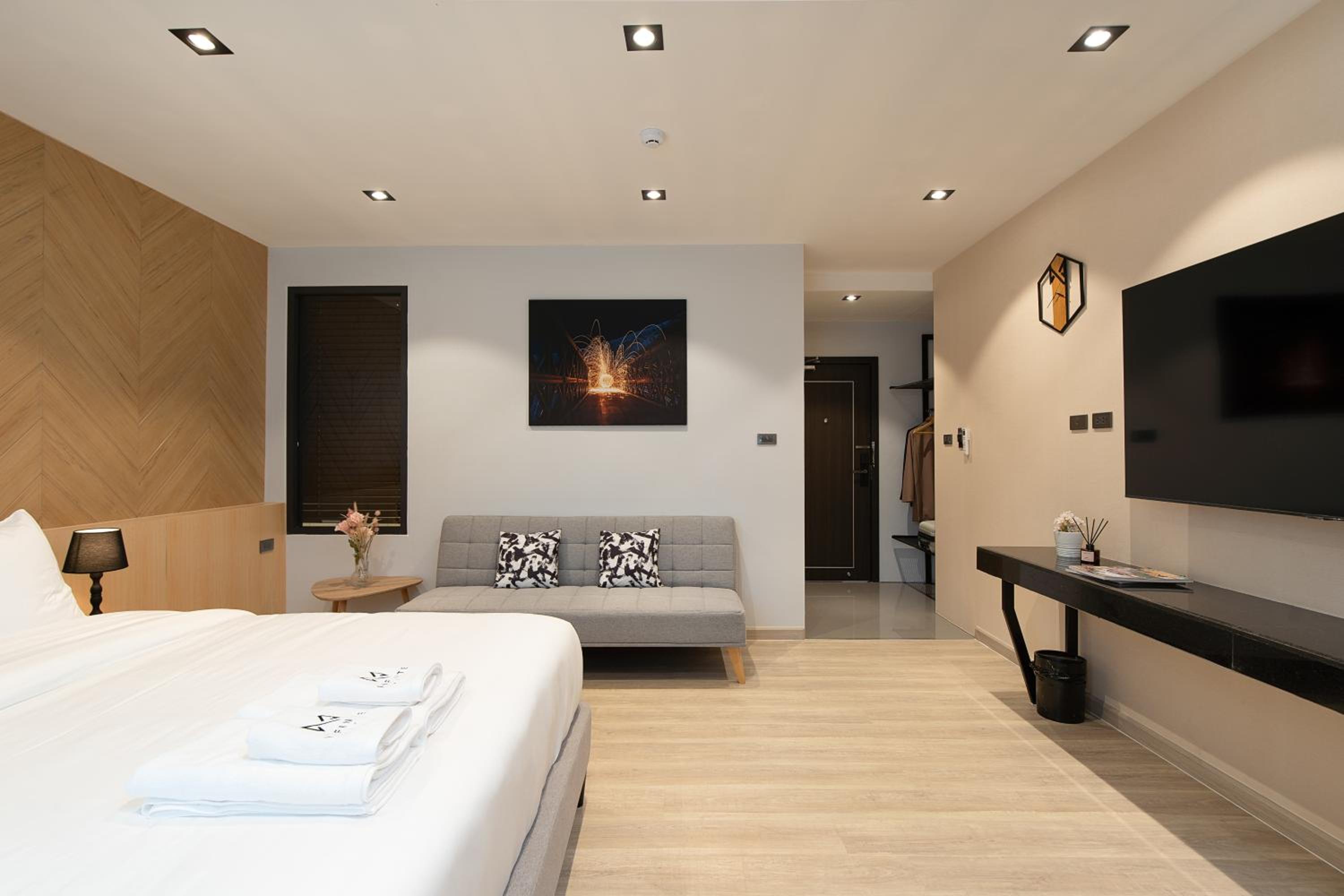 Deluxe Double Room - Photo 3