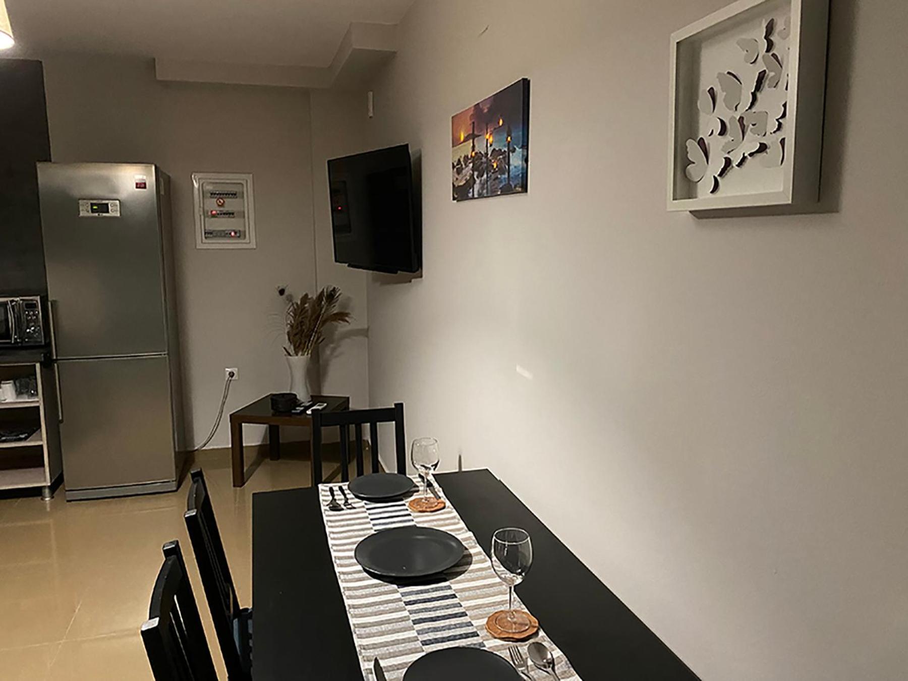 Studio Apartment - Photo 7