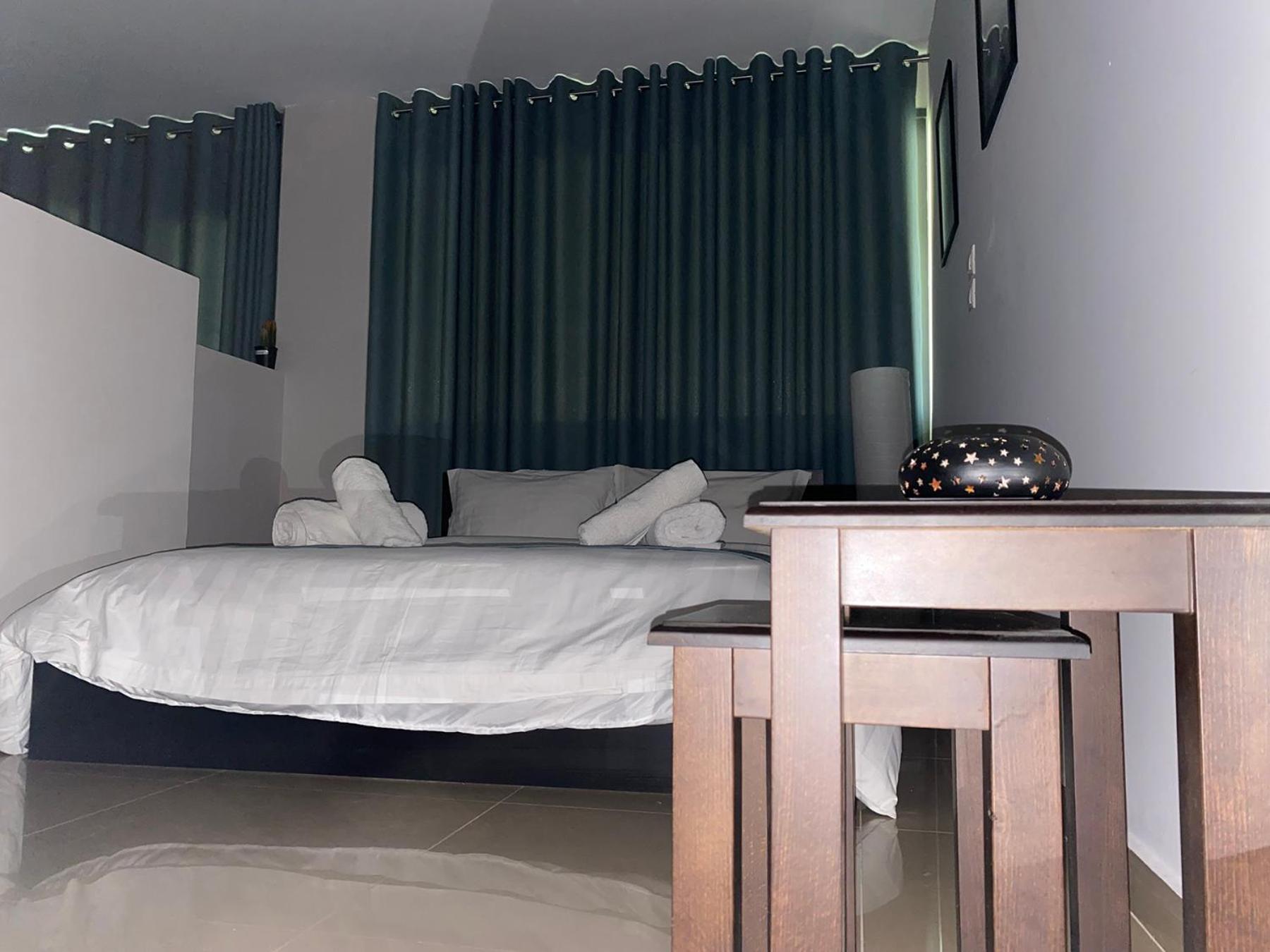 Studio Apartment - Photo 8