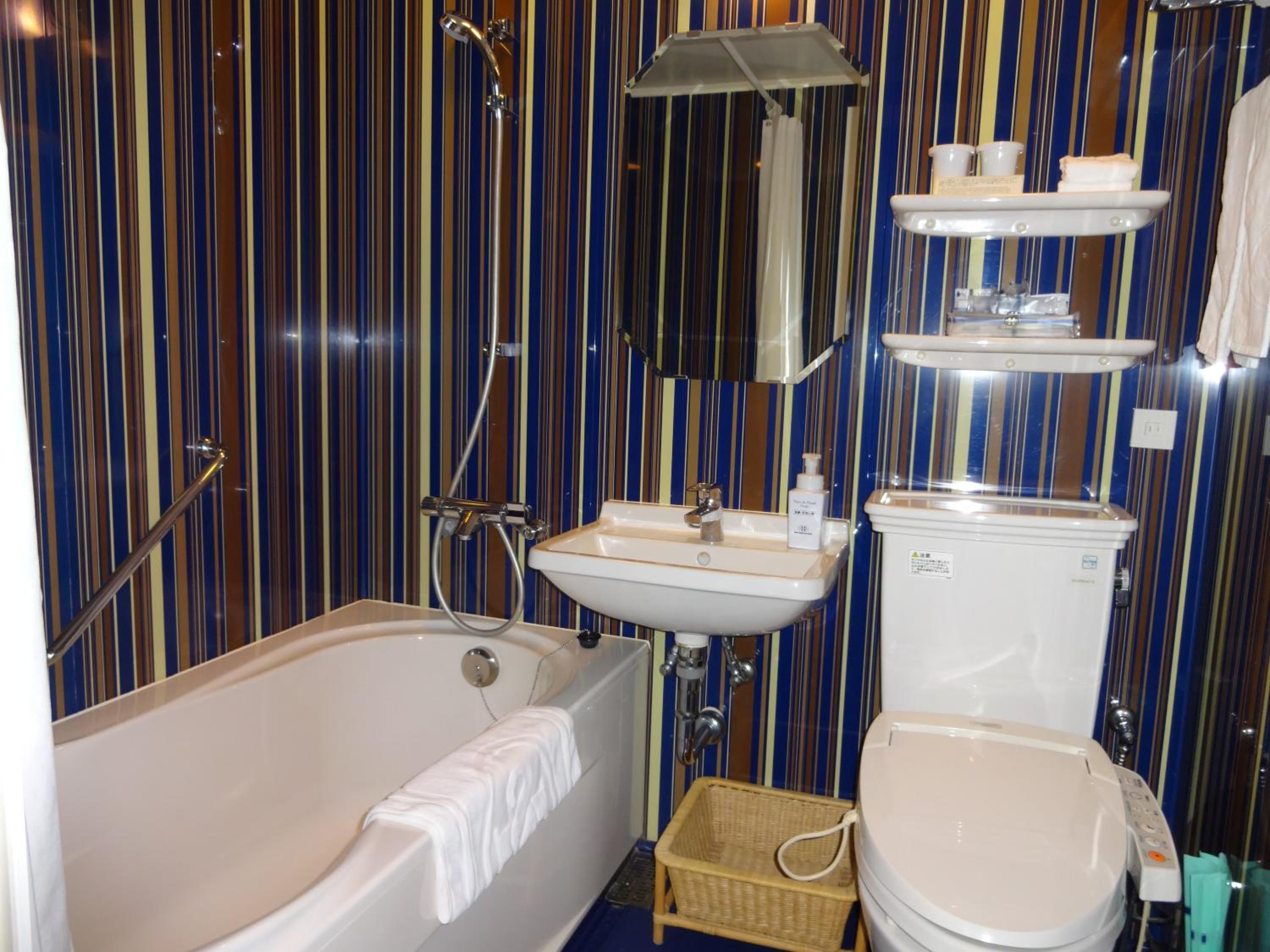 Standard Double Room - Non-Smoking - Photo 5