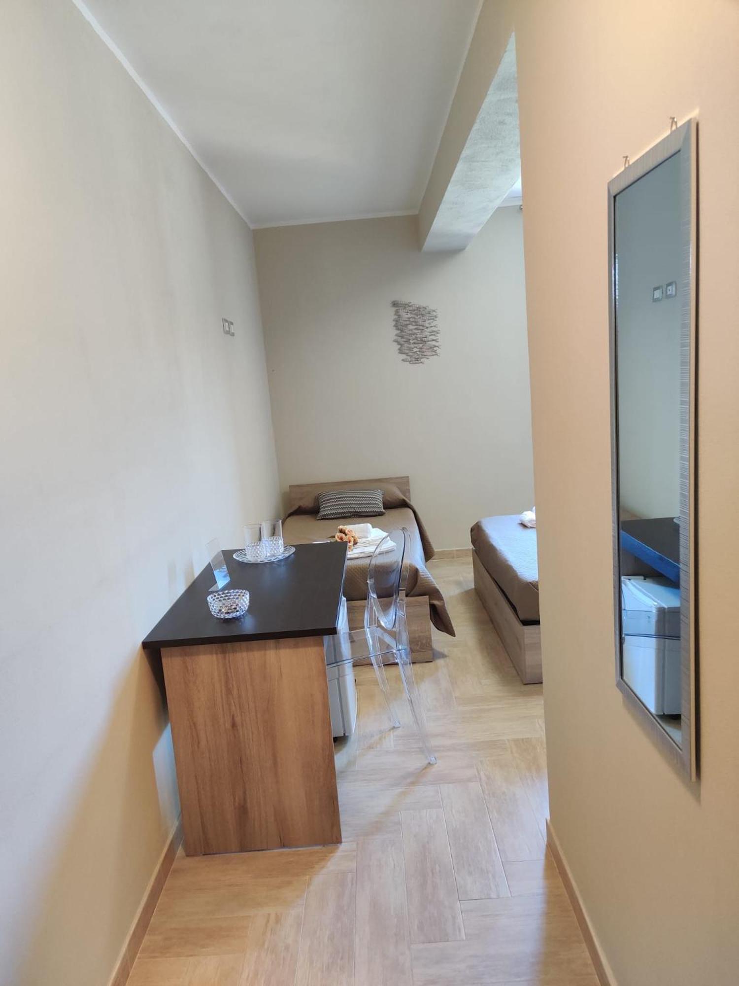 Basic Triple Room photo 1