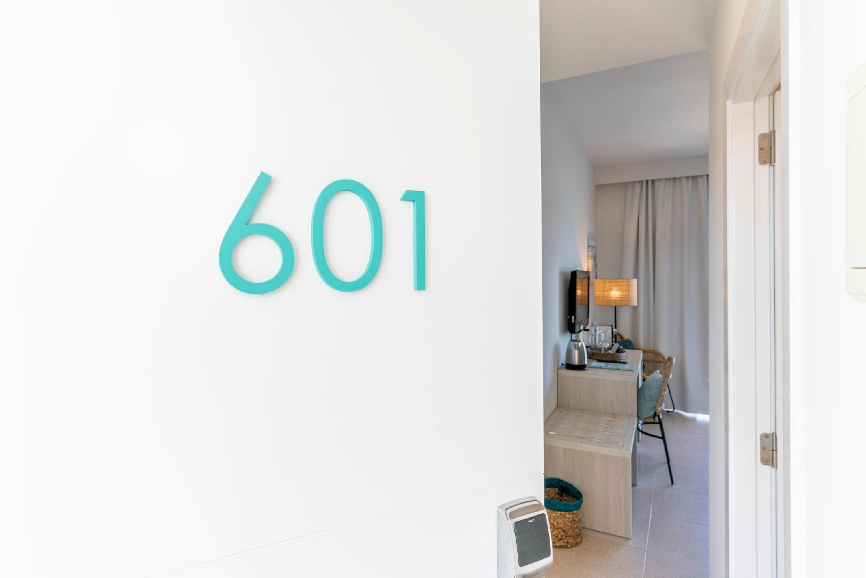 Double Room with Sea View - Photo 1