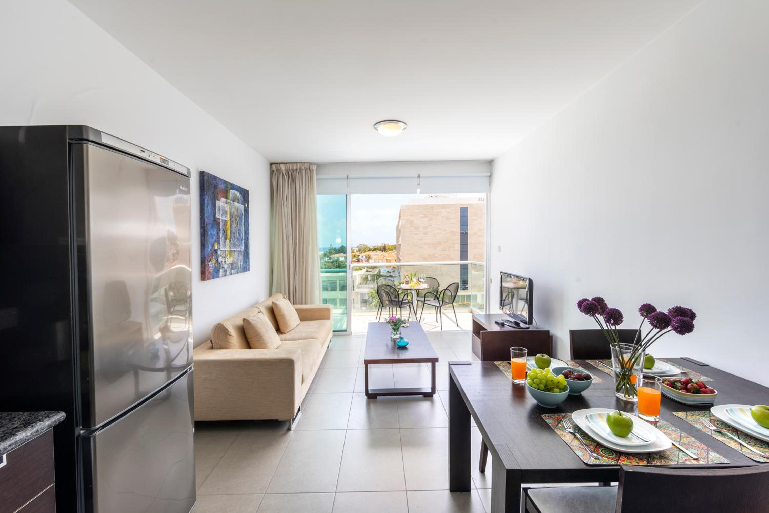 Apartment with Sea View photo 2
