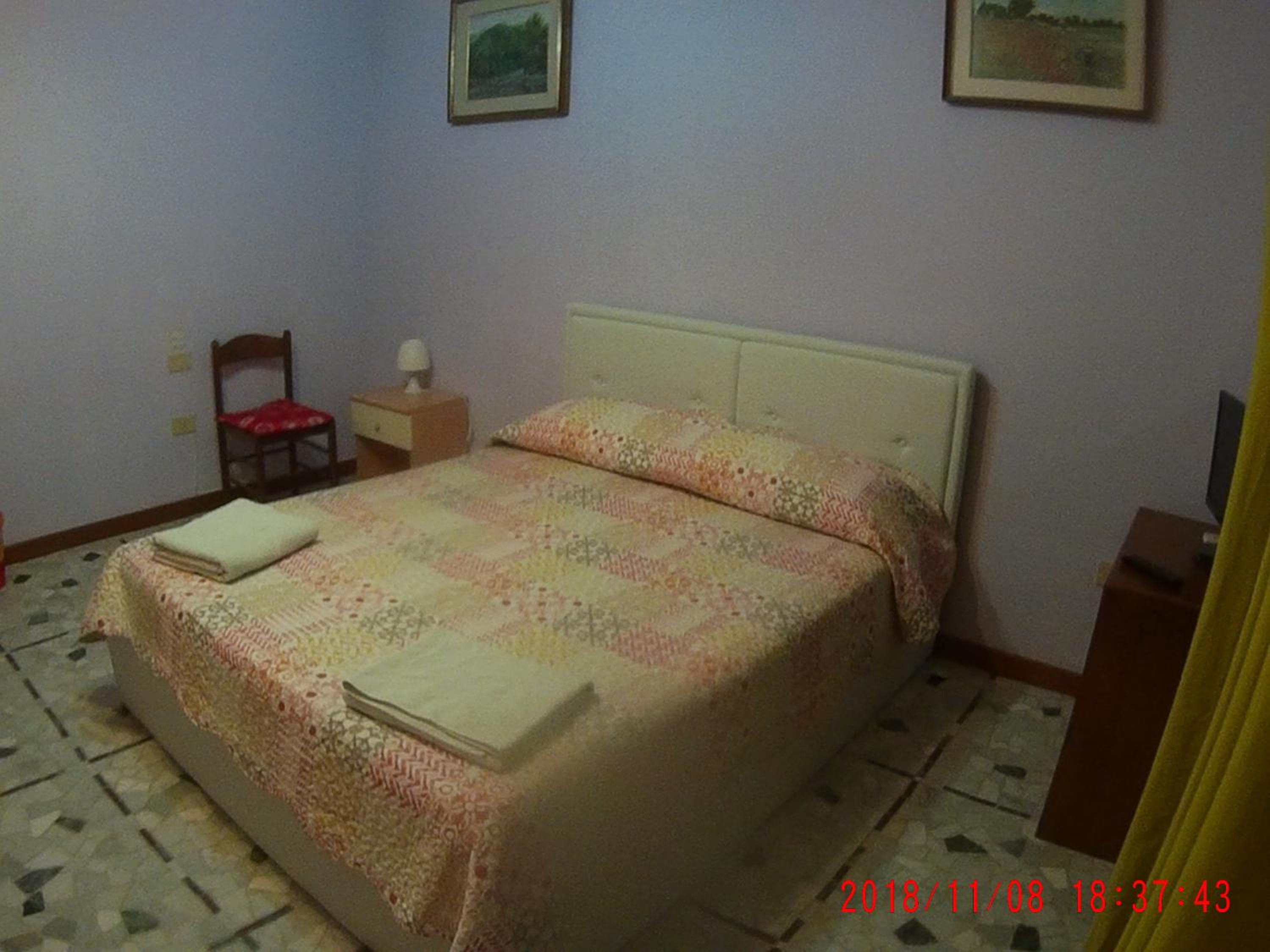 Double Room with Shared Toilet