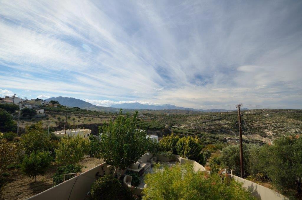 LUX STUDIO IN 4* SECLUDED VILLA WITH POOL - Photo 17