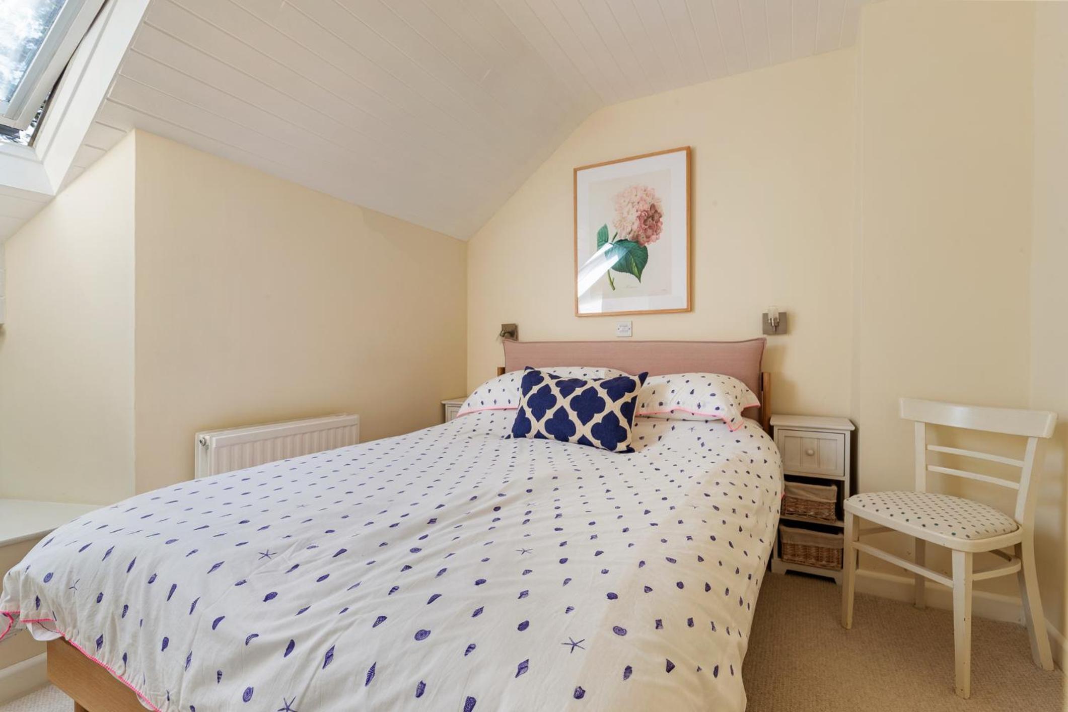 Three-Bedroom House photo 2