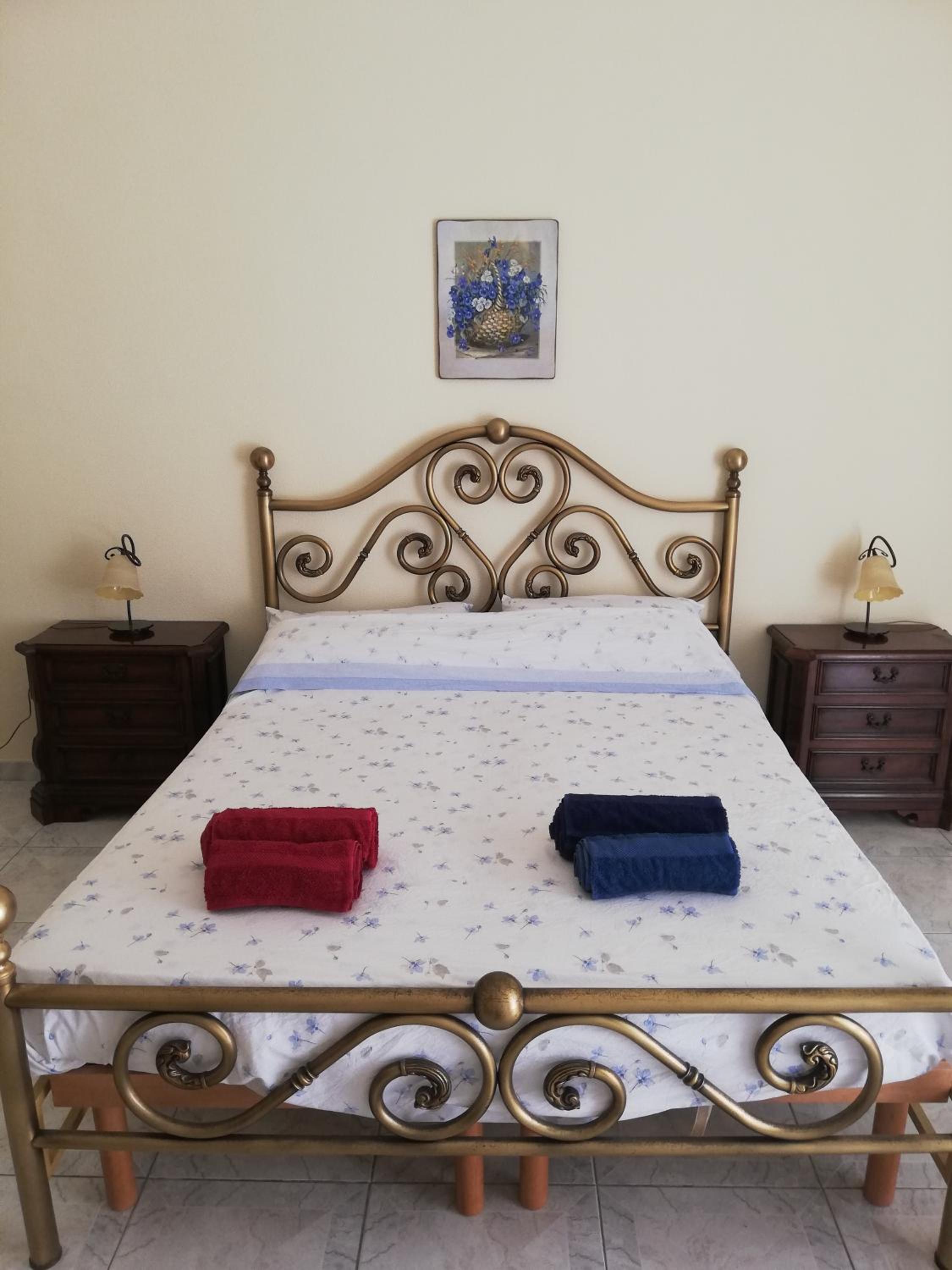 Double Room with Shared Bathroom