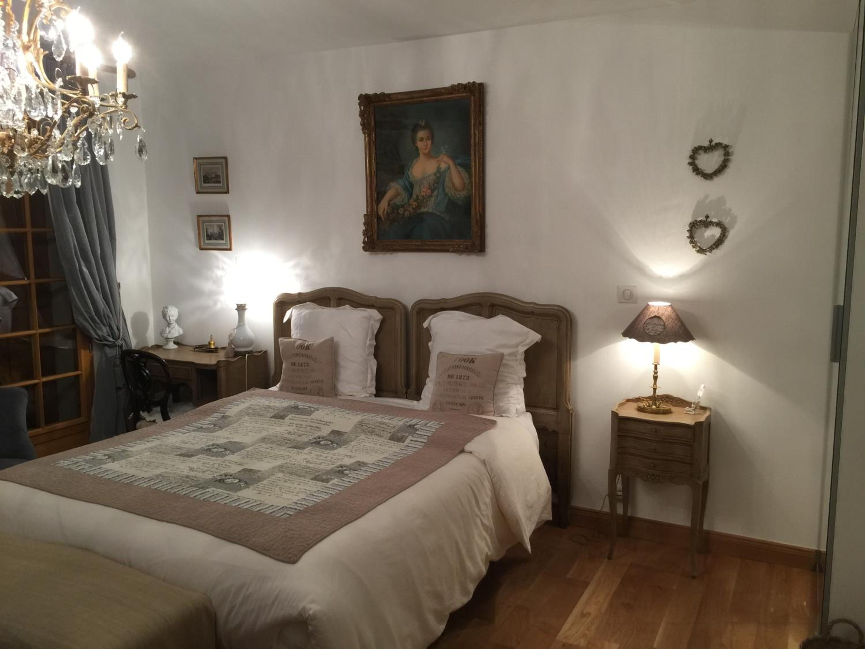 Double Room with Private External Bathroom - Photo 14