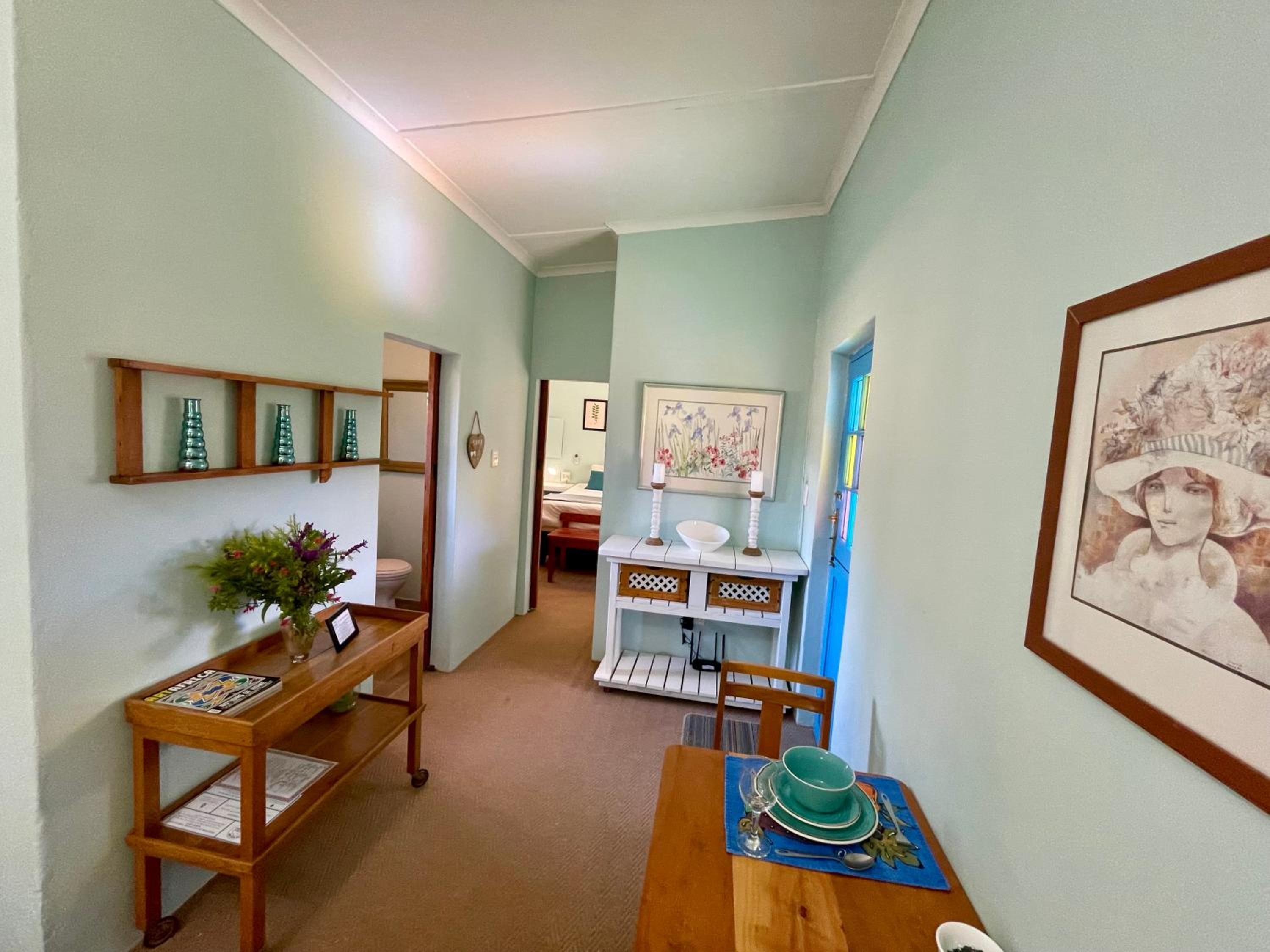Cottage with Garden View - Photo 15