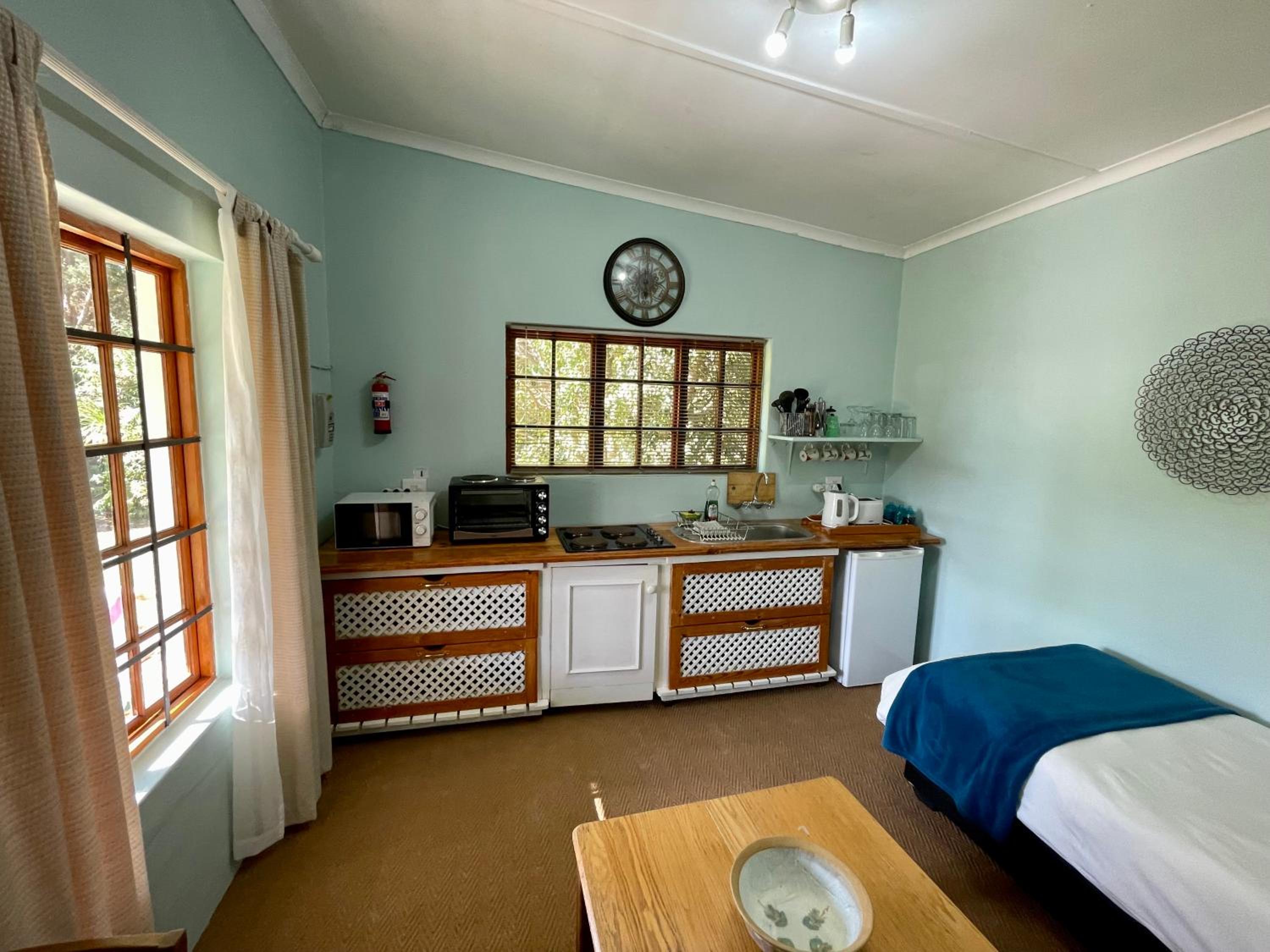 Cottage with Garden View - Photo 20