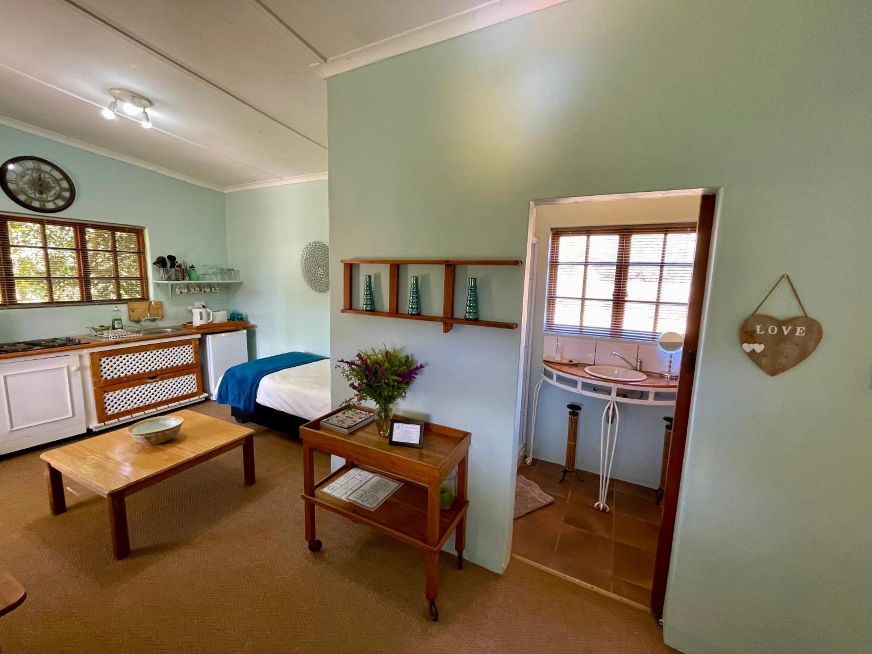 Cottage with Garden View - Photo 19