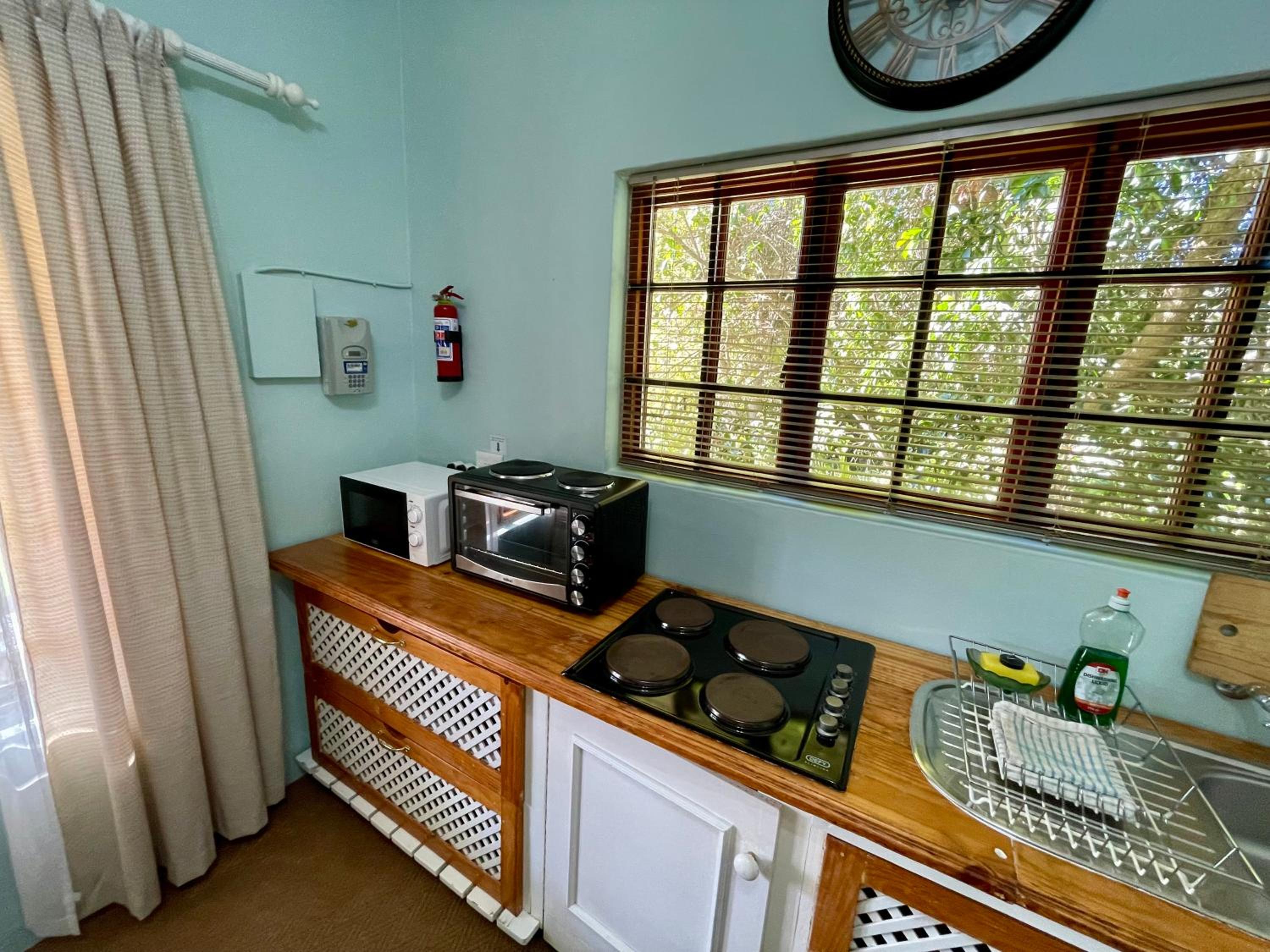 Cottage with Garden View - Photo 23