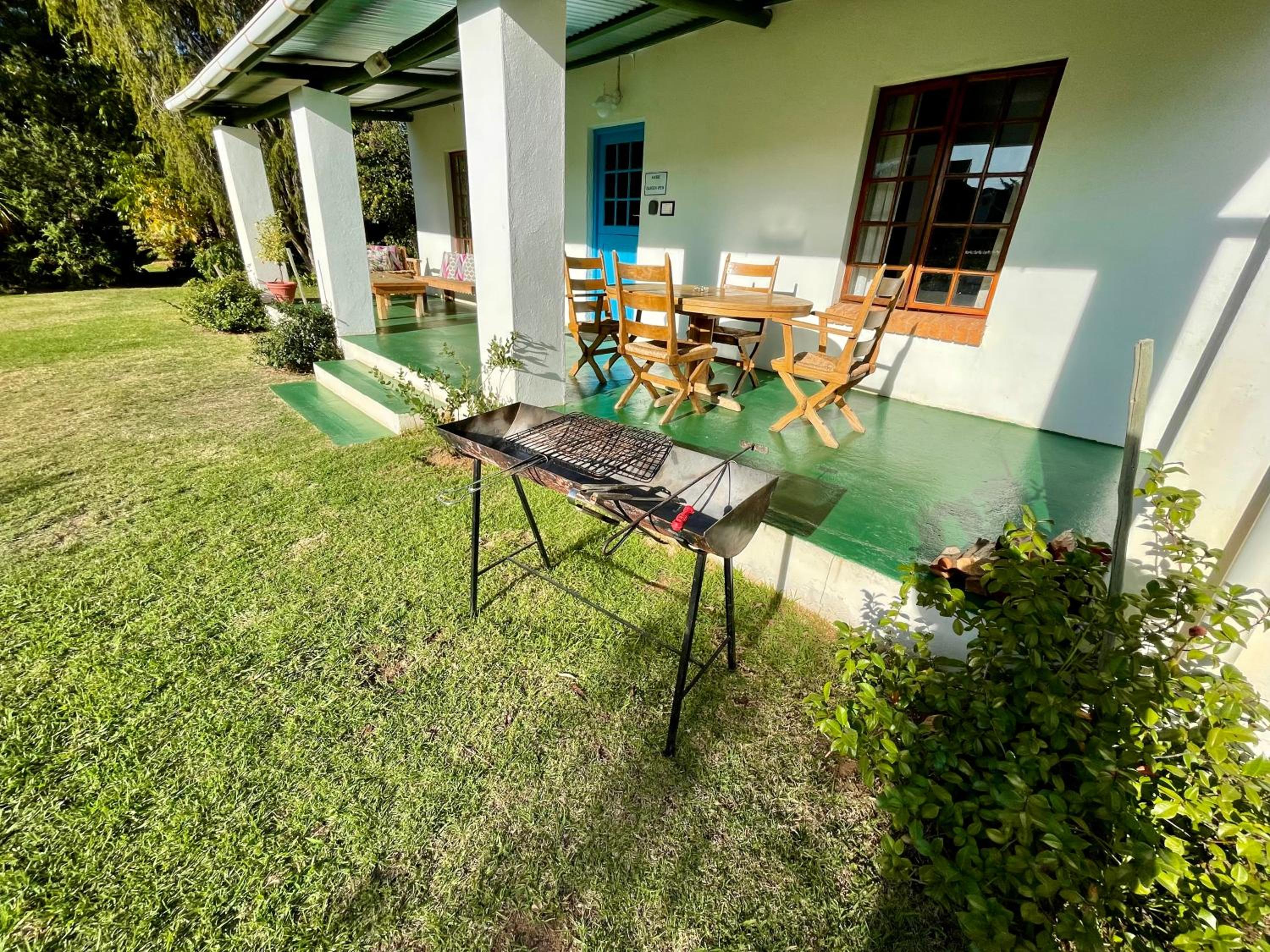 Cottage with Garden View - Photo 32