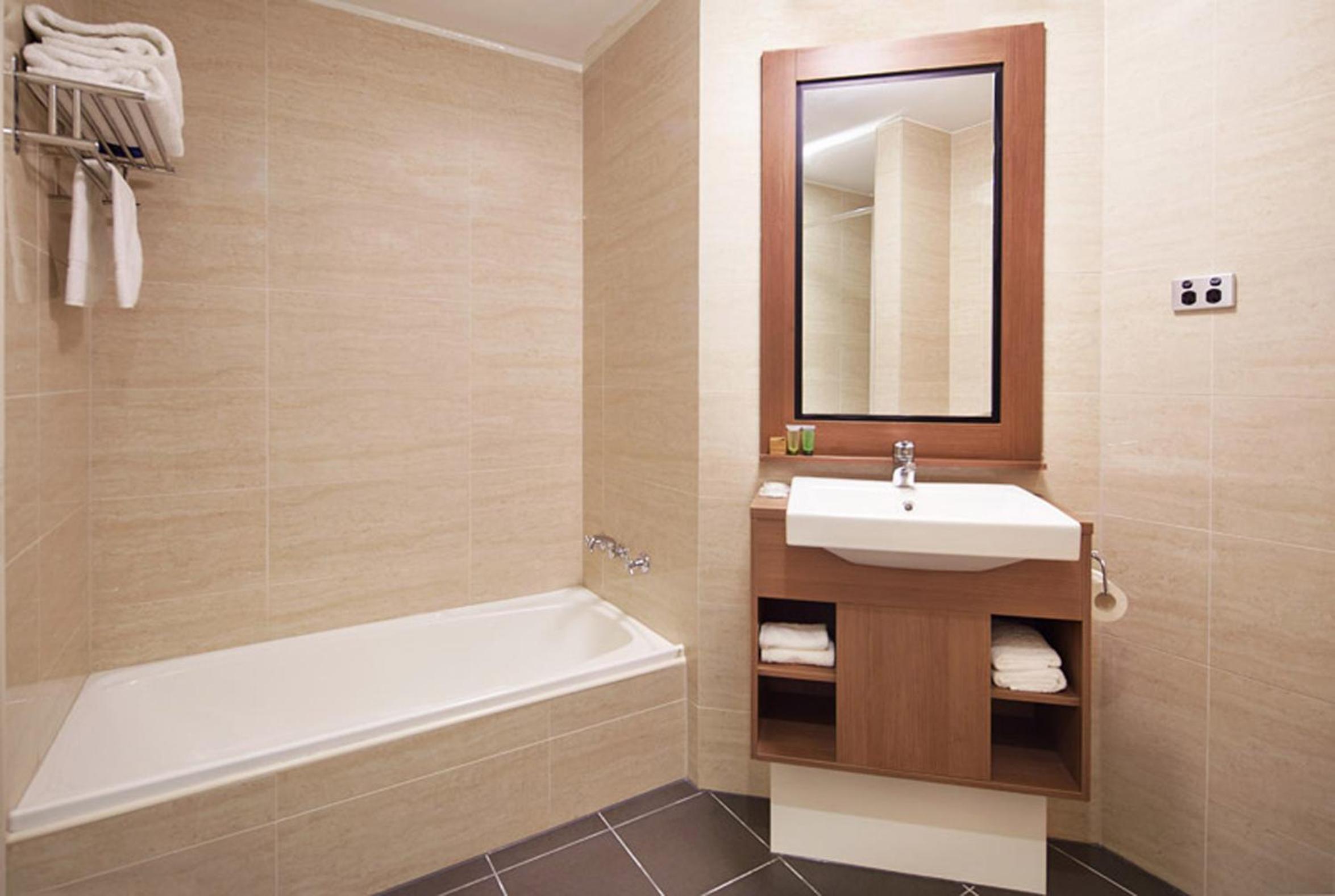 Premium Queen Room - Photo 2
