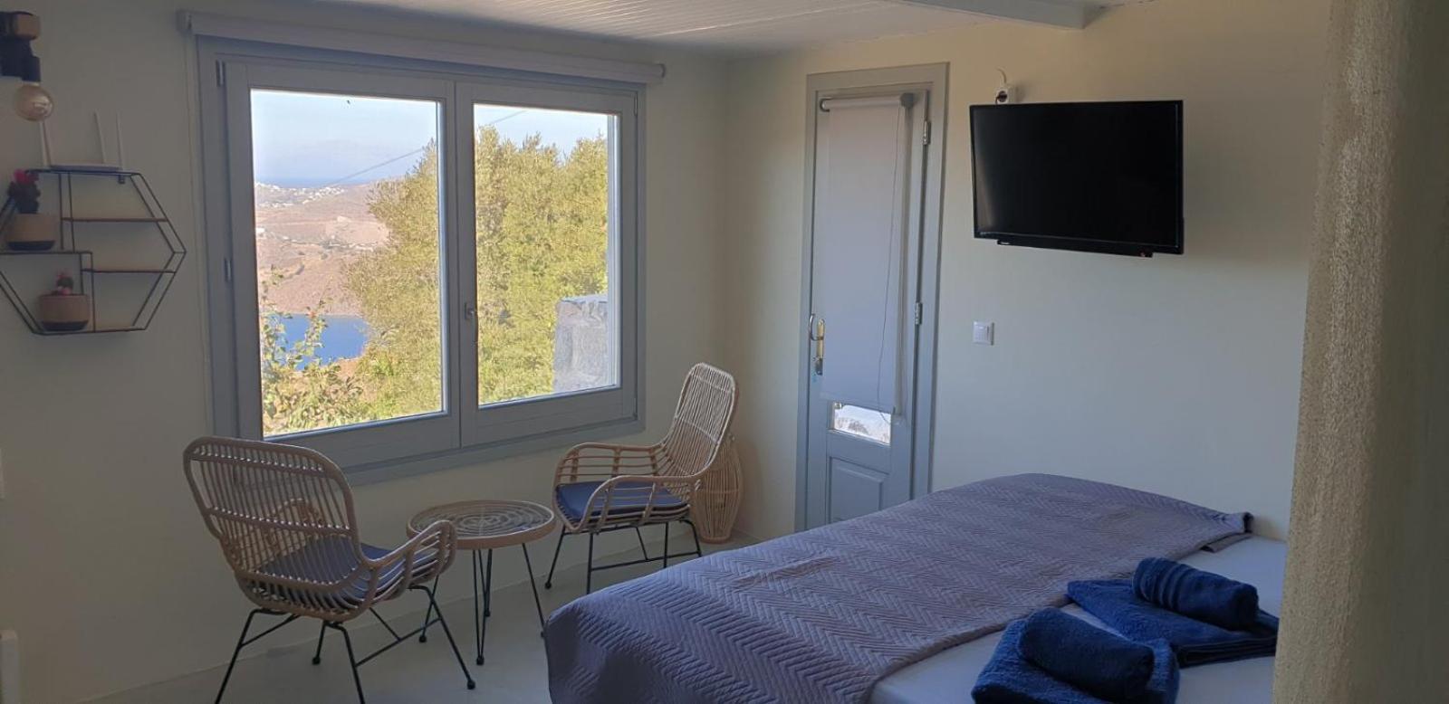 Studio Apartment with Sea View photo 1