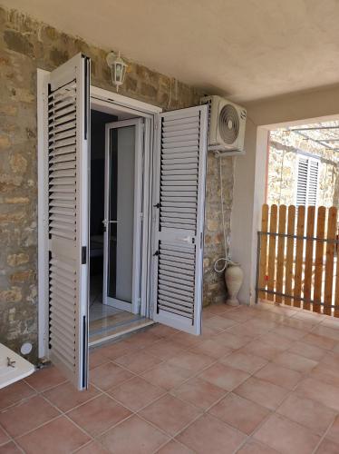 Deluxe Double Room with Sea View photo 3