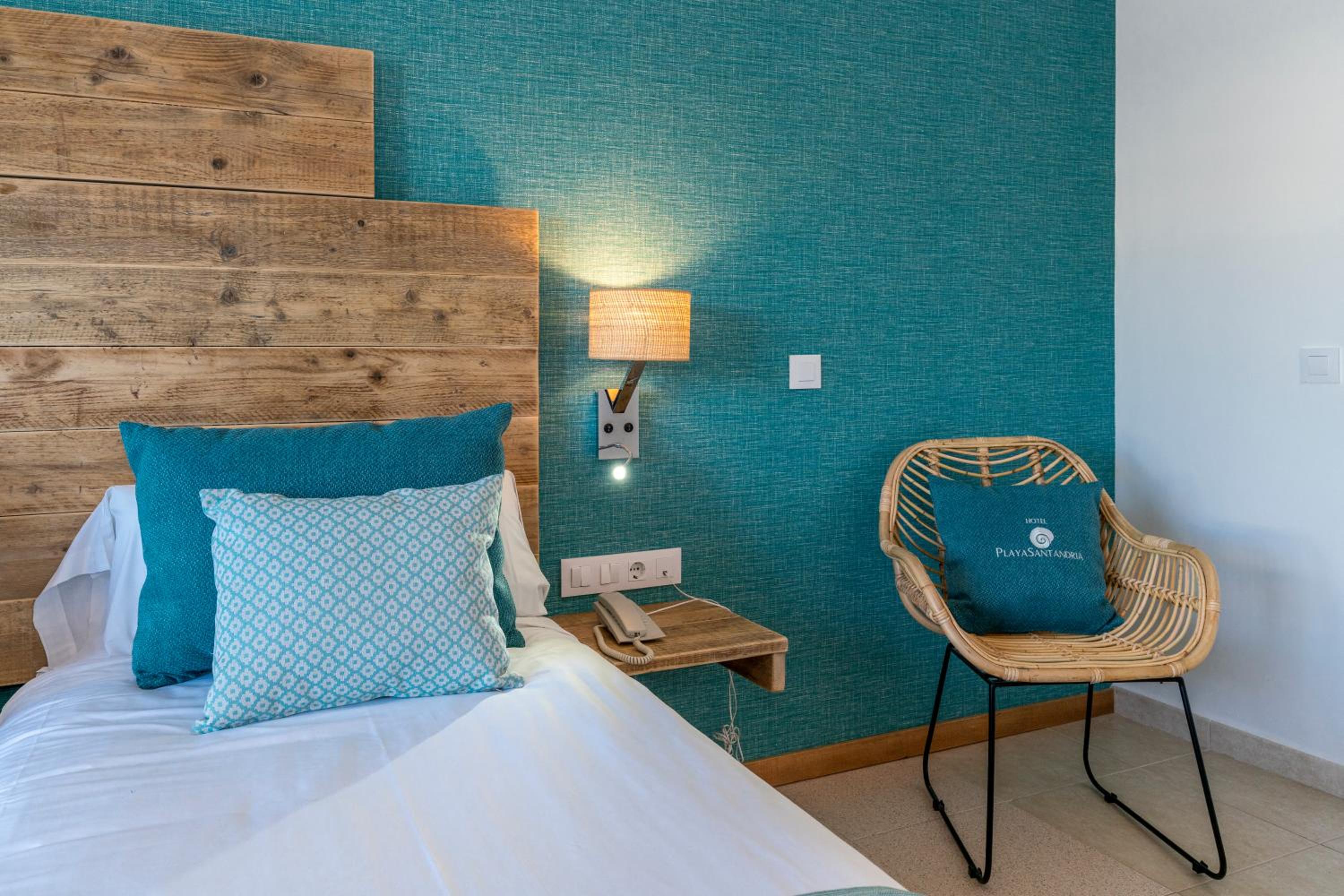 Double Room with Sea View - Photo 24
