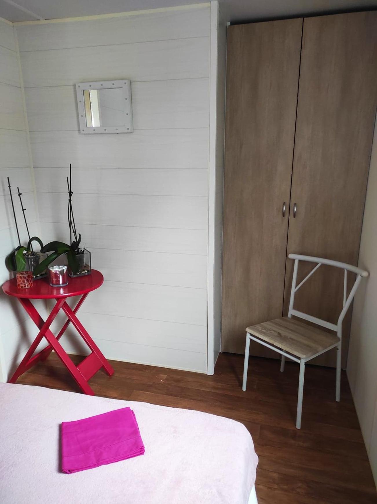 Mobile Home - Photo 1