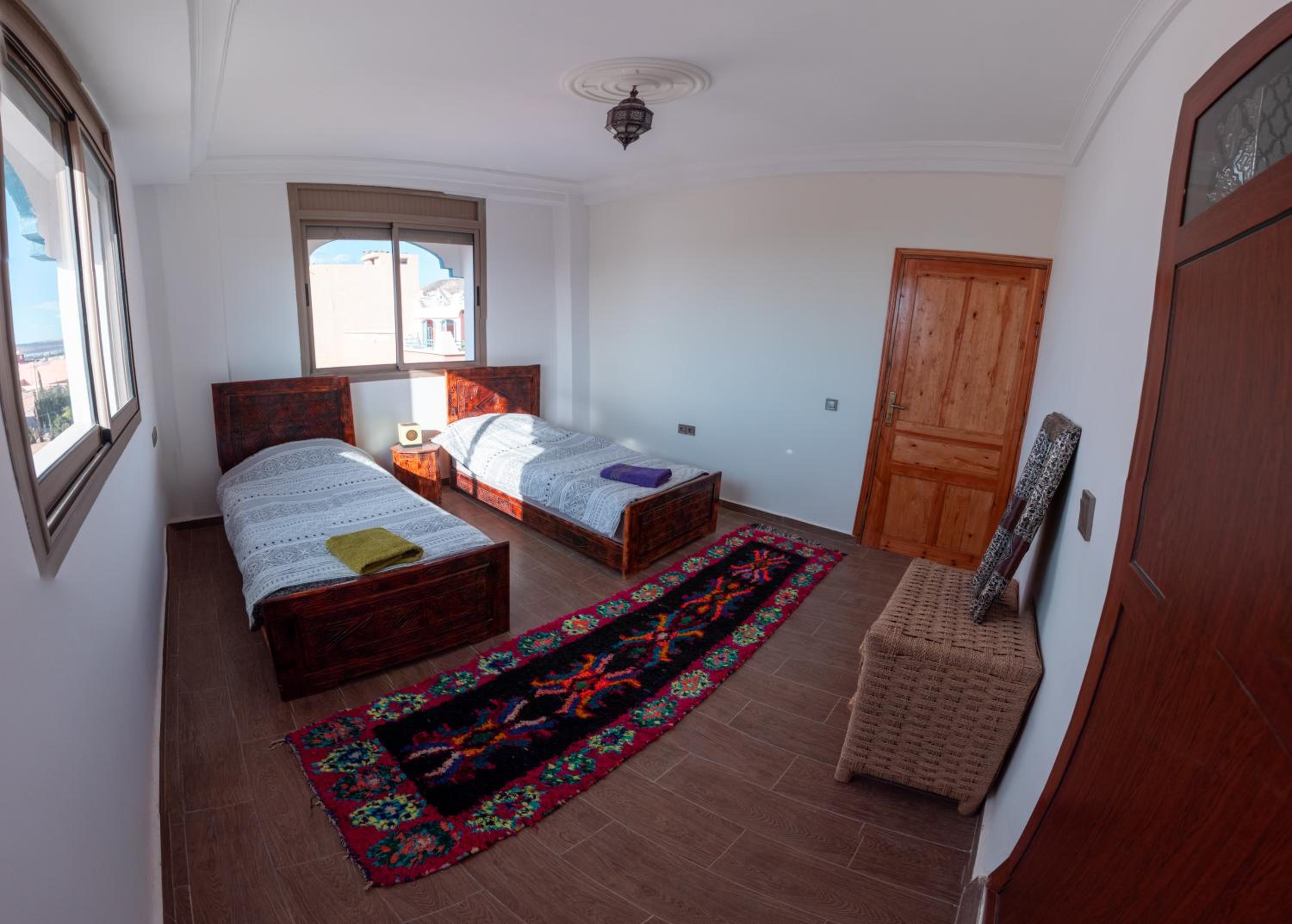 Double or Twin Room with Private Bathroom - Photo 1