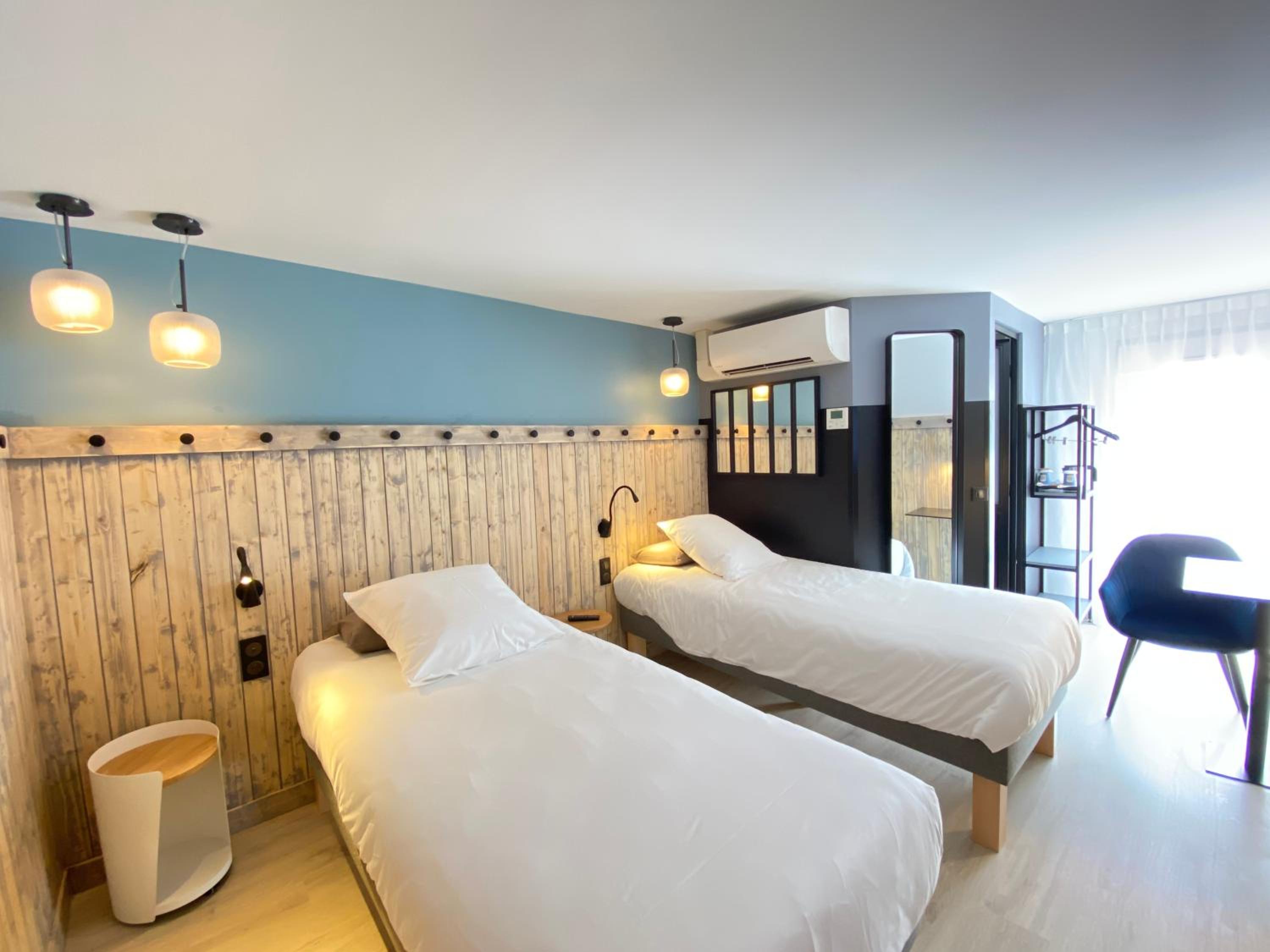 Standard Twin Room - Non-Smoking - Photo 1