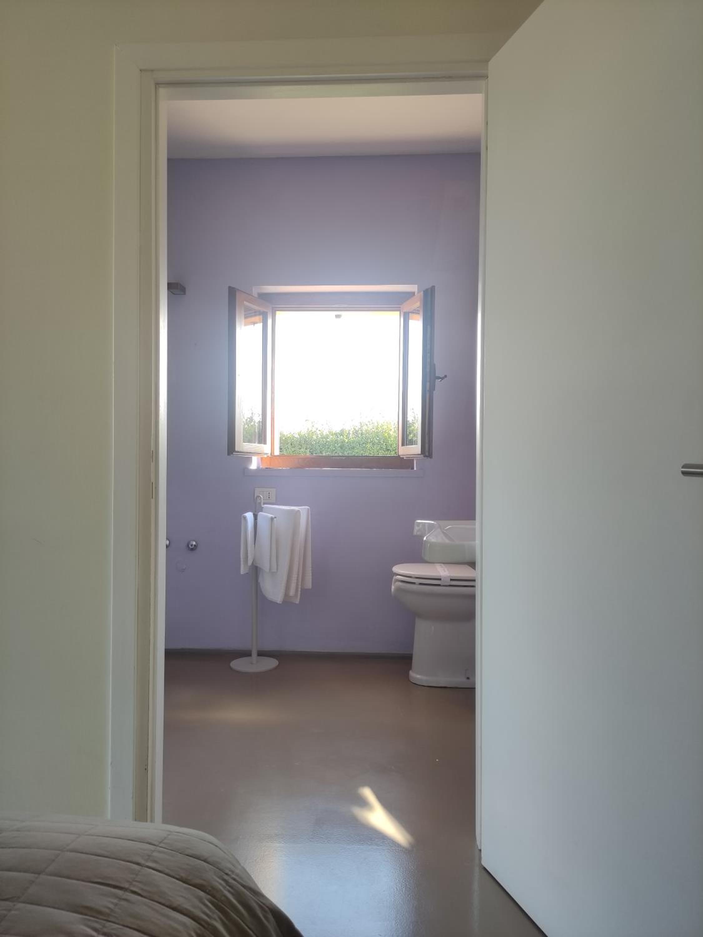 Standard Double Room - Photo 7