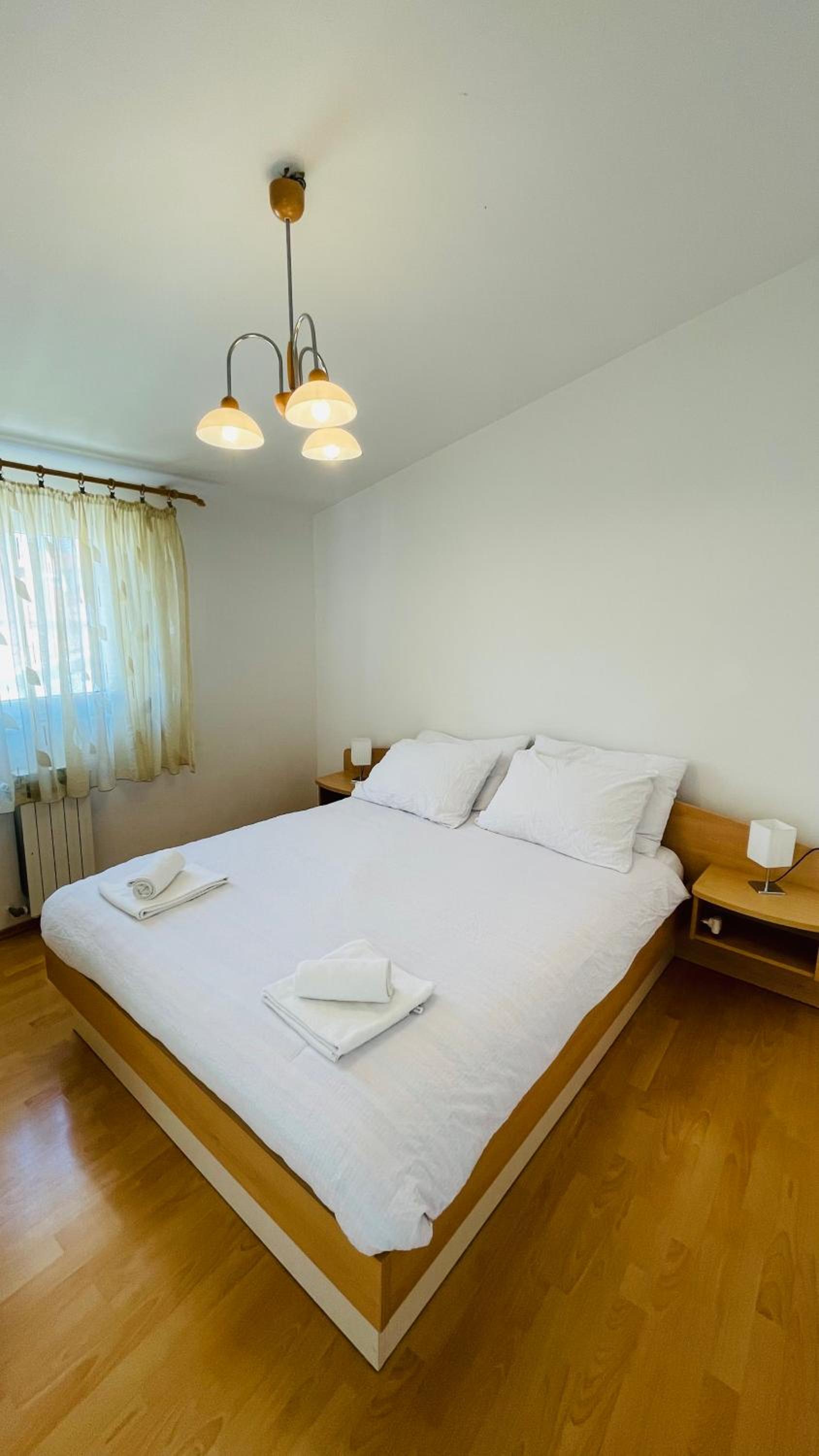 Comfort Two-Bedroom Apartment with Balcony and Sea View