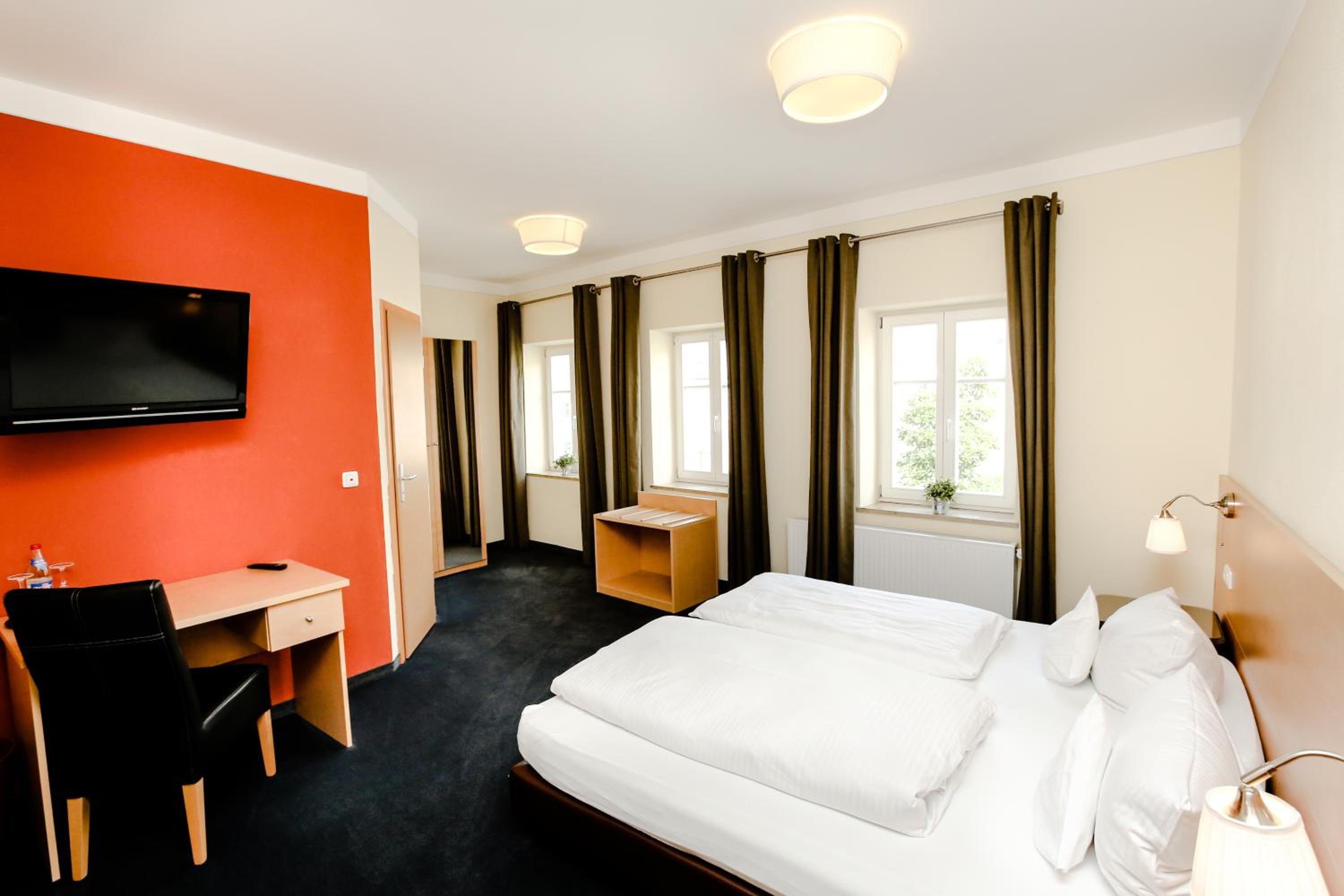 Superior Double Room - Photo 1