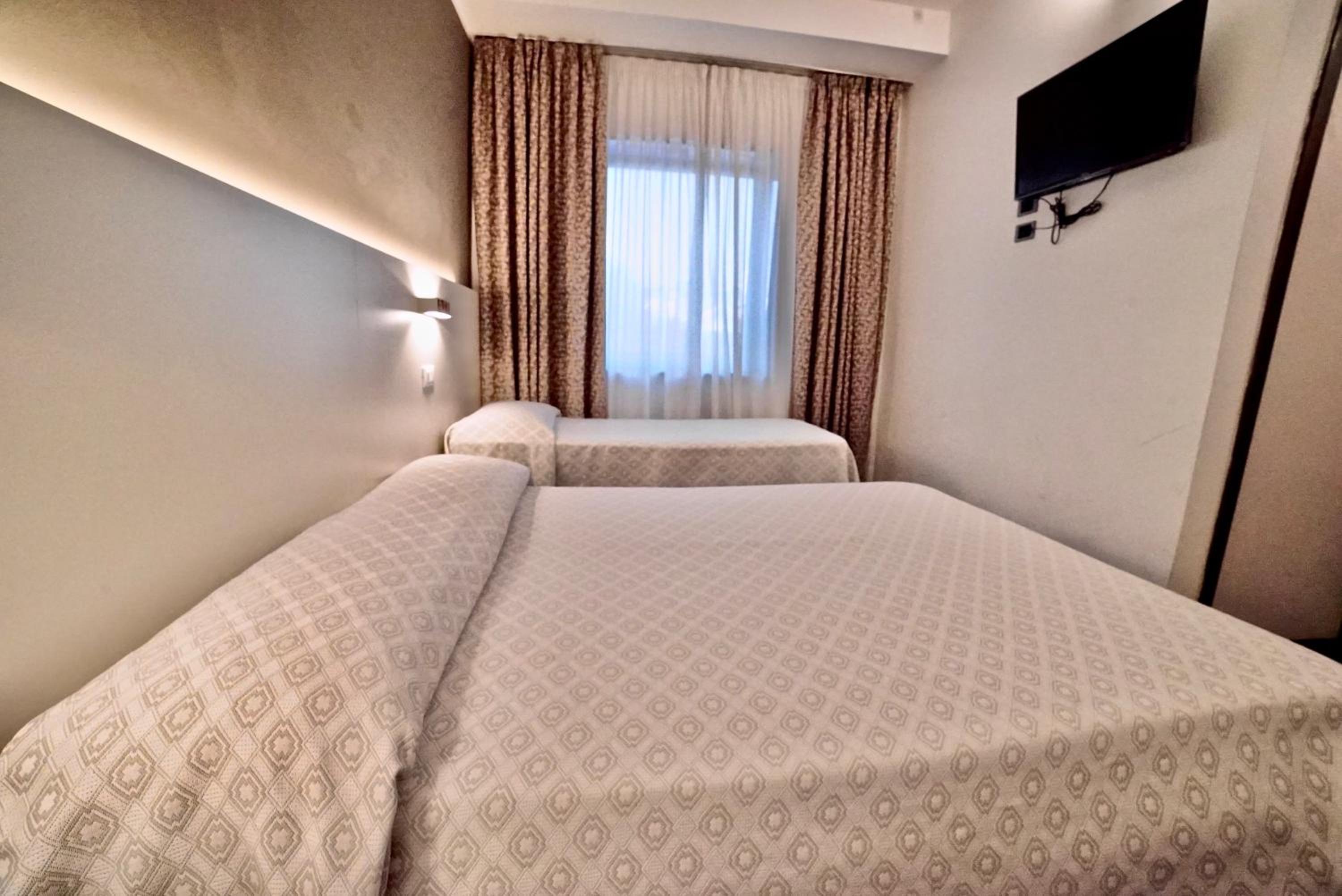 Triple Room - Photo 4