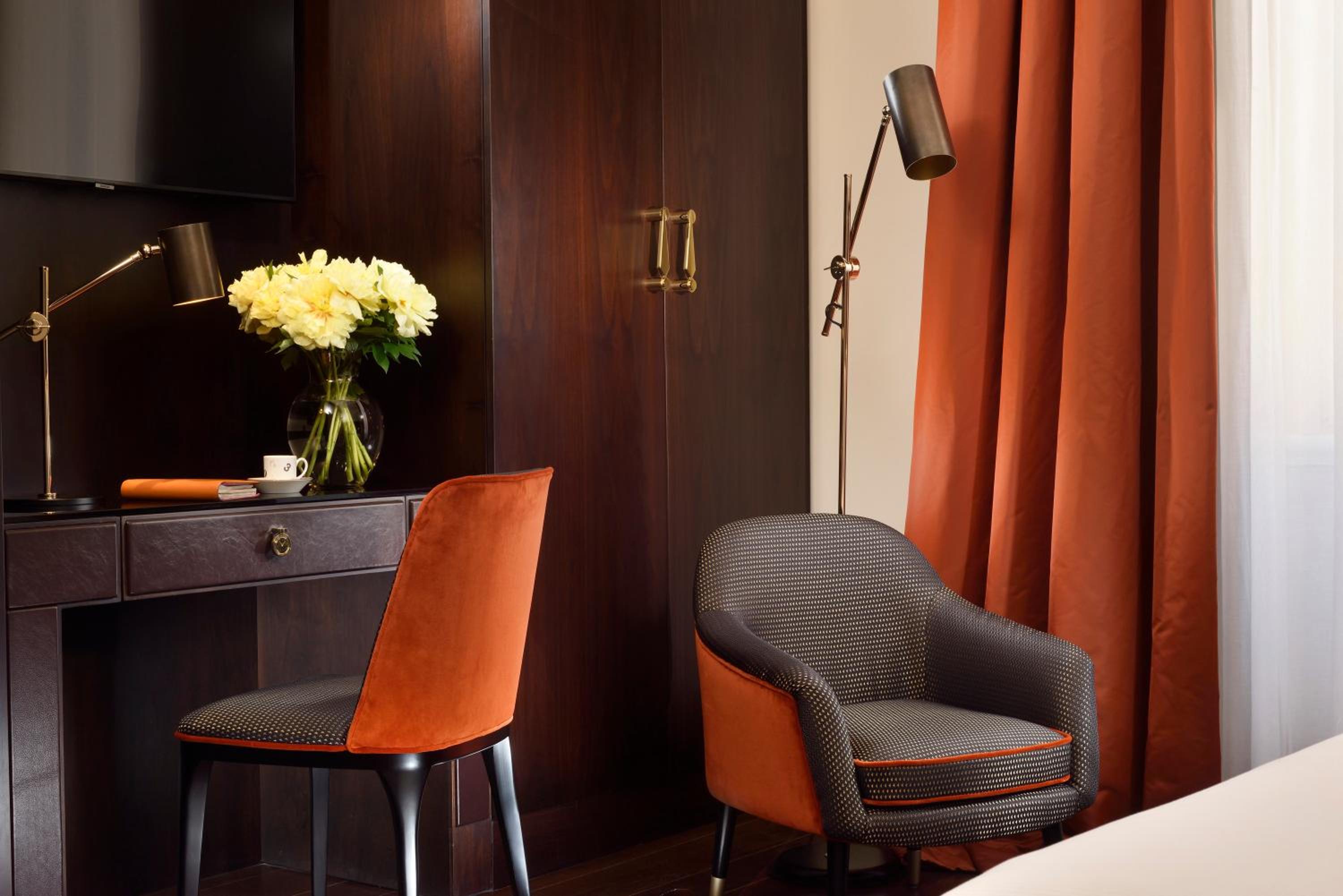 Queen Room
