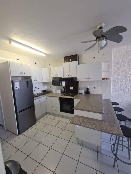 Two-Bedroom Apartment - Photo 3
