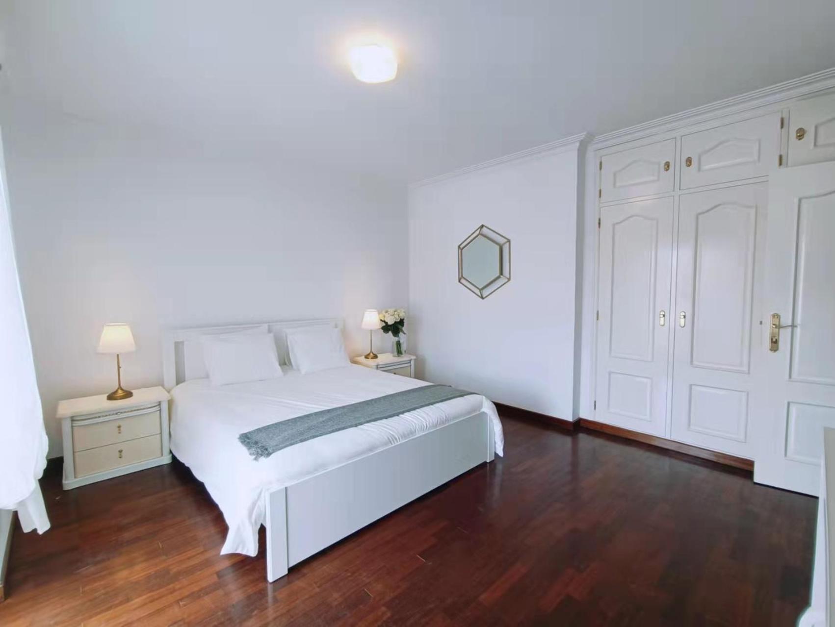Deluxe Zimmer mit Poolblick