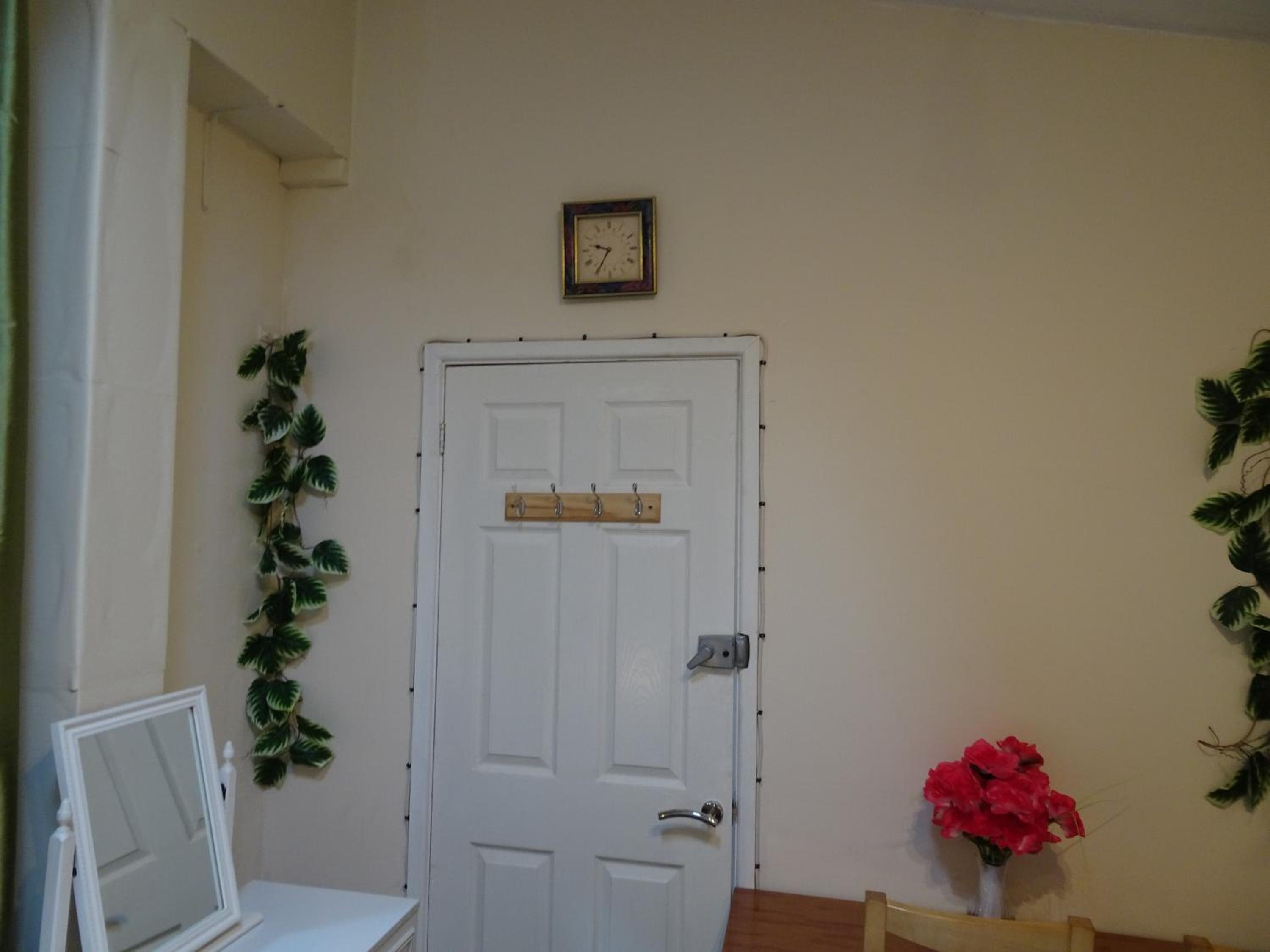 Double Room with Private External Bathroom - Photo 26