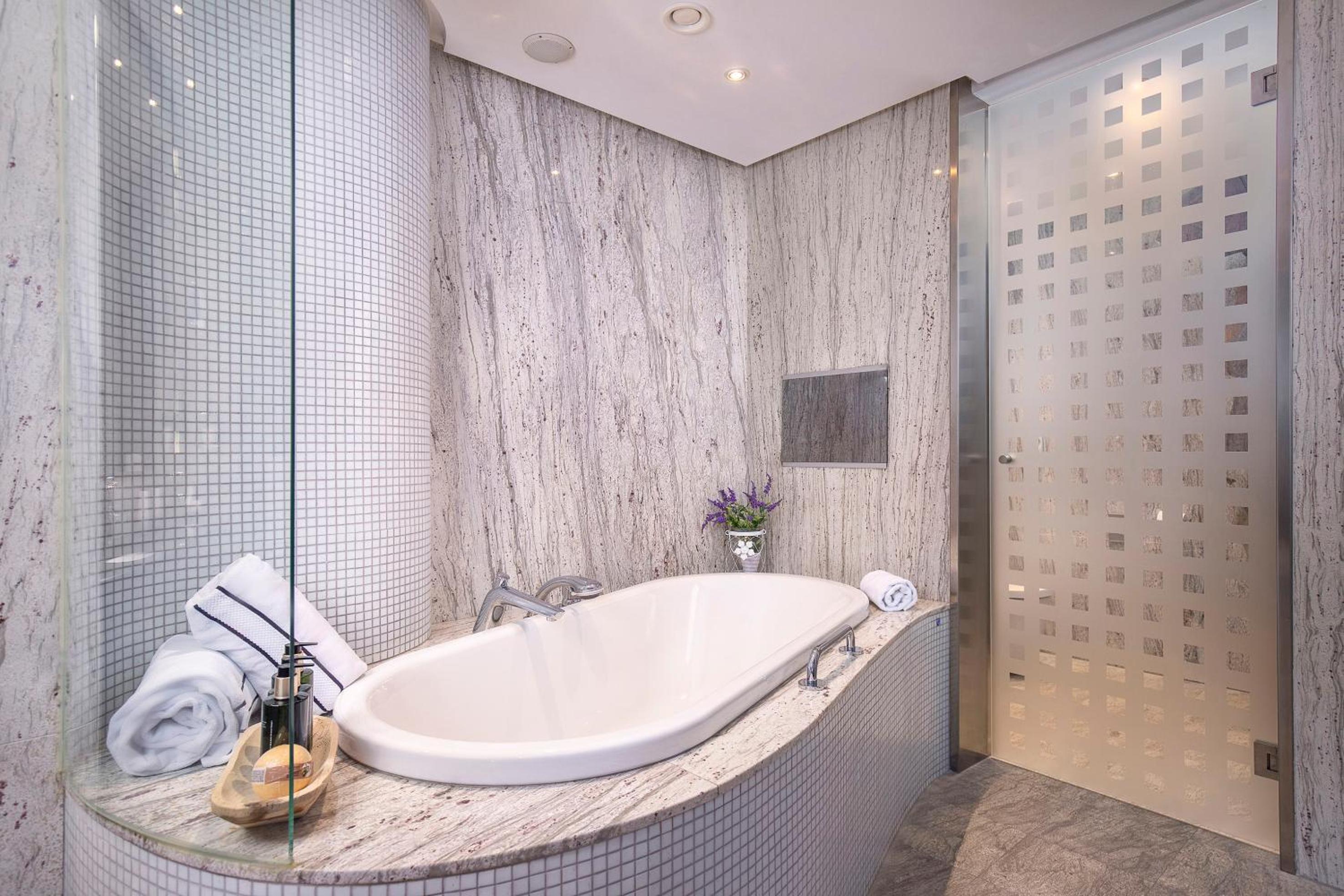 The Level Presidential Suite