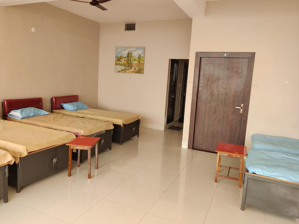Single Bed in Dormitory Room photo 2