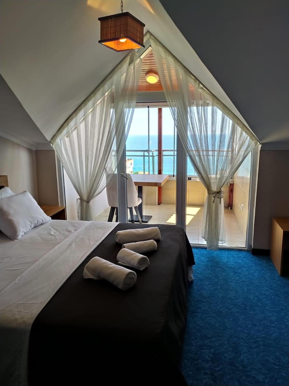 Double Room with Balcony and Sea View photo 1