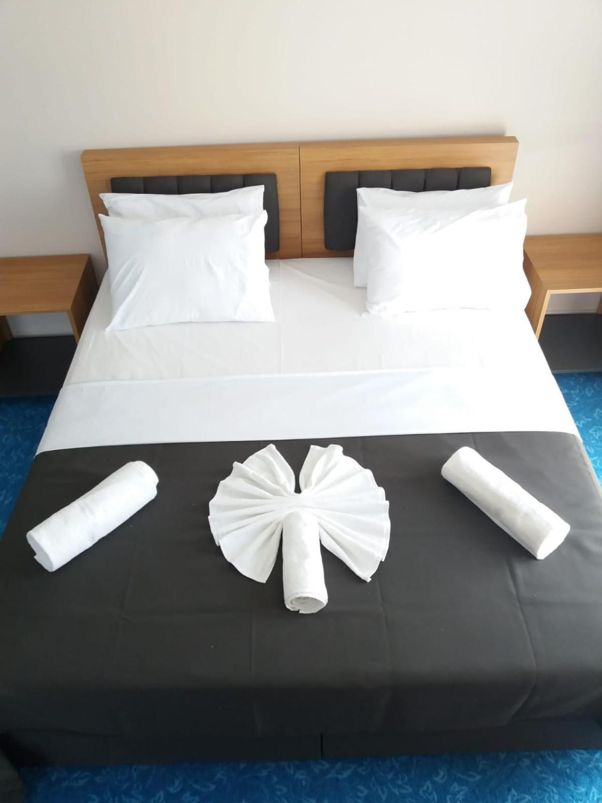 Double Room with Balcony and Sea View photo 3