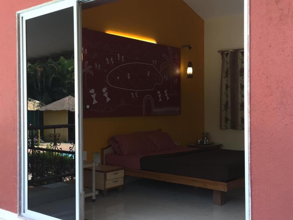 King Room with Pool View photo 1