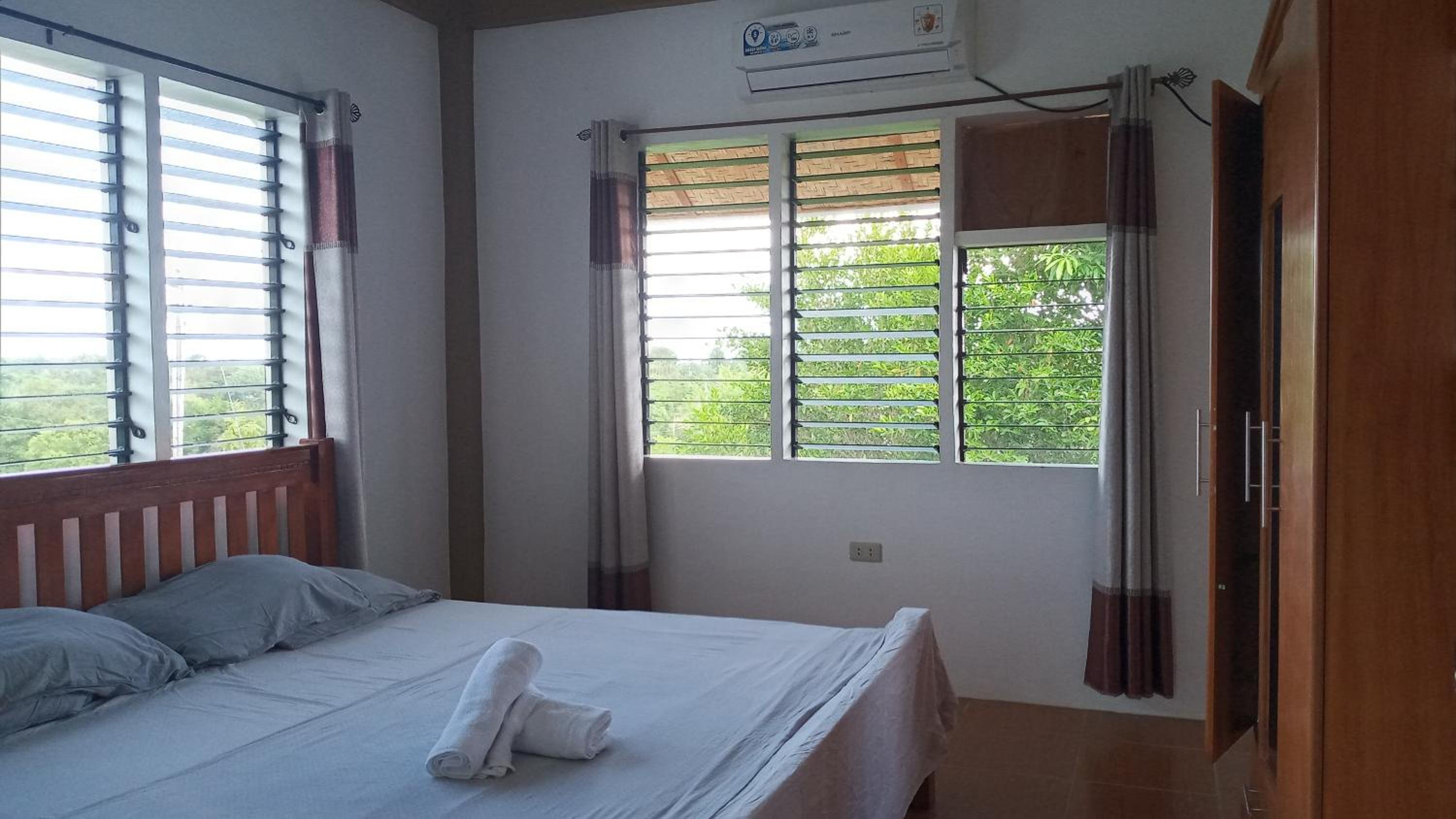 One-Bedroom Apartment - Photo 32