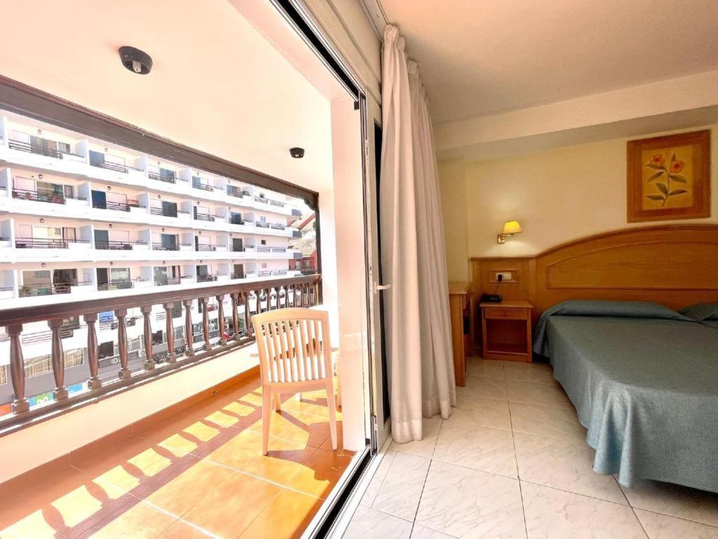 Studio with Balcony