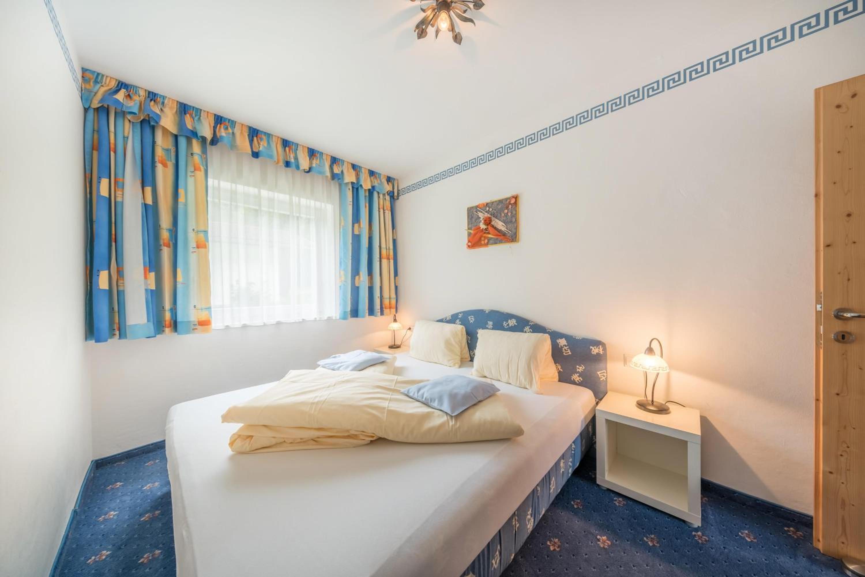 Two-Bedroom Apartment with Bathroom photo 1